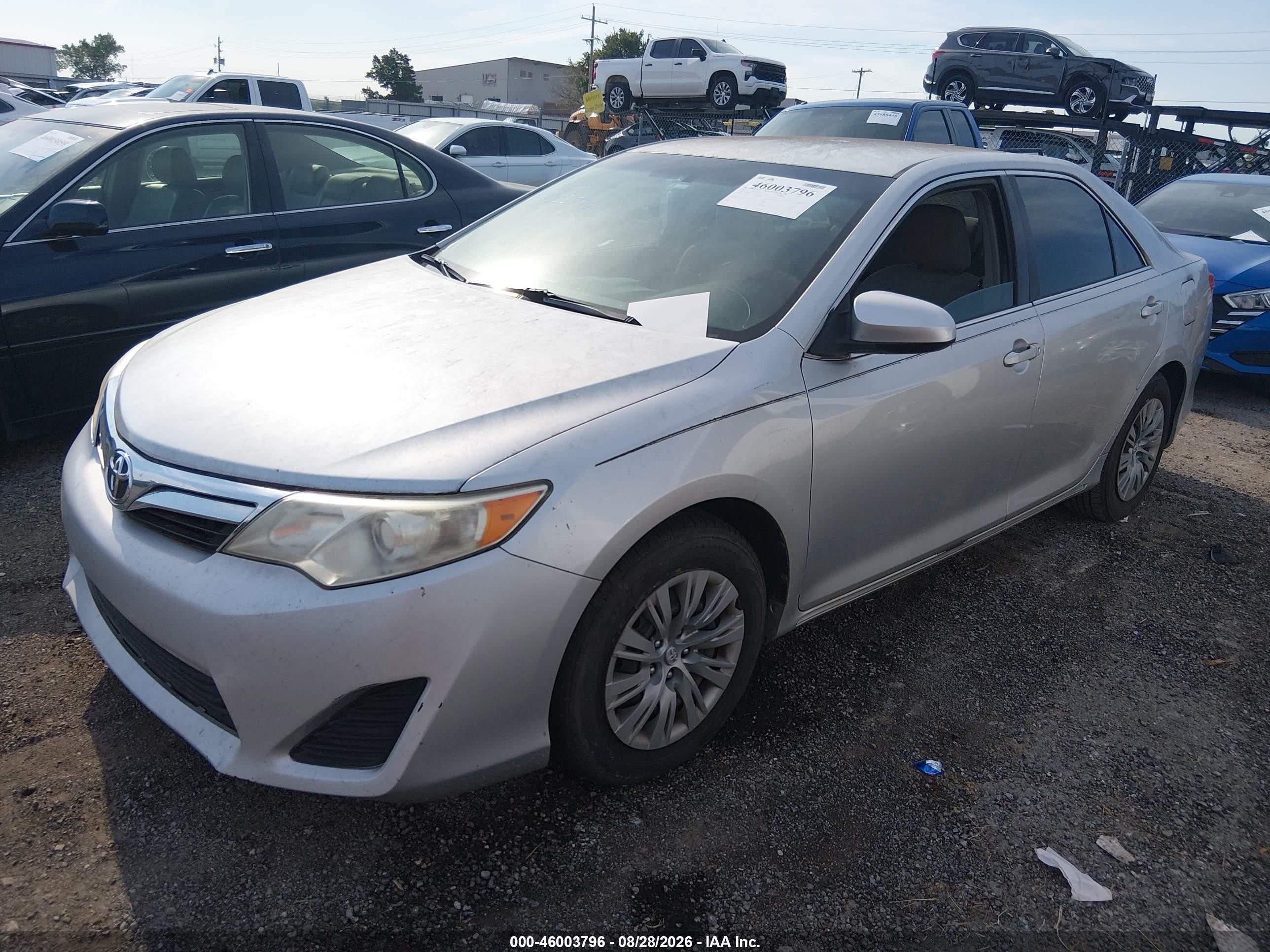 2012 Toyota Camry Le Серебряный vin: 4T1BF1FKXCU112111