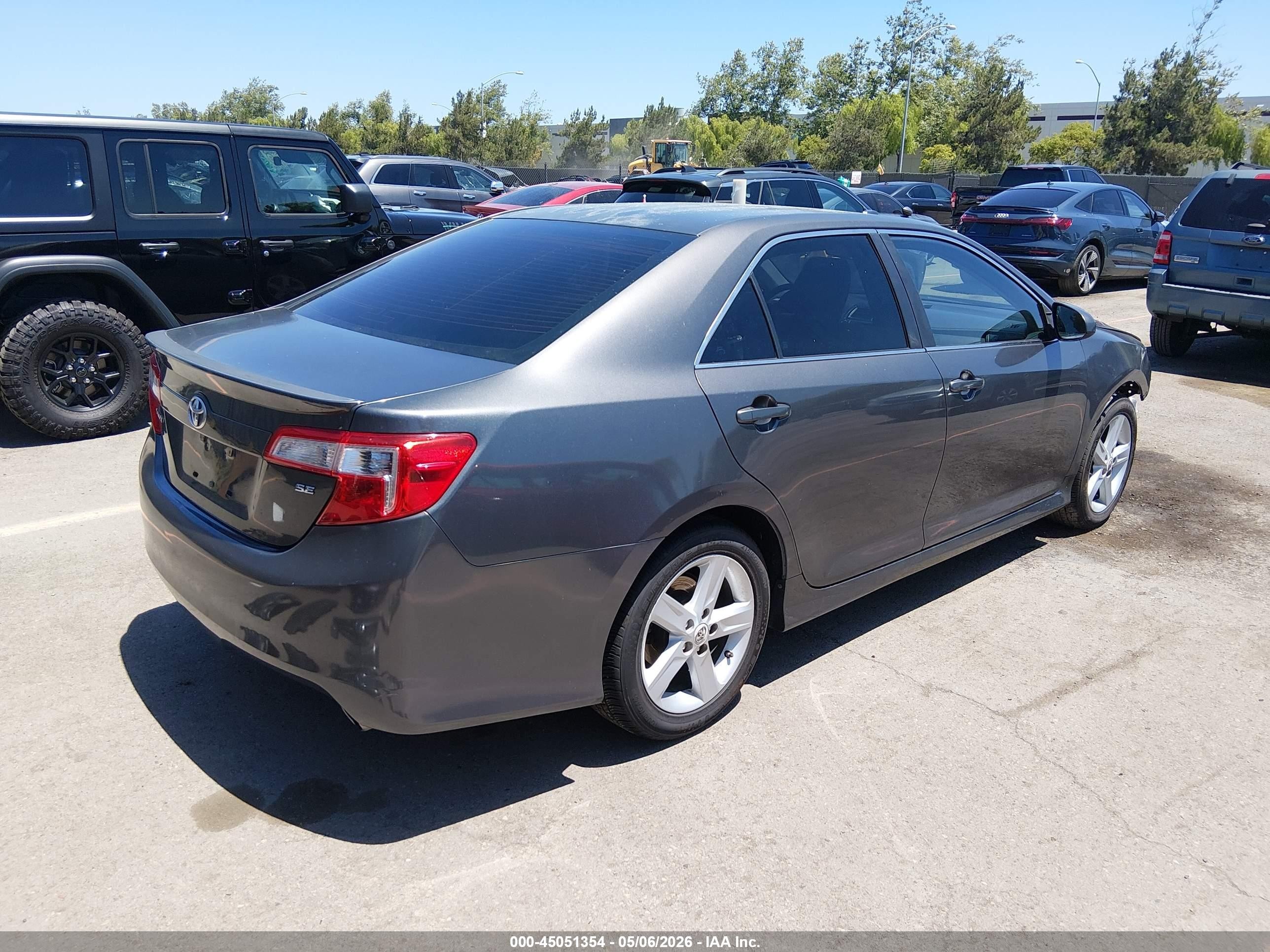 2012 Toyota Camry Se Серый vin: 4T1BF1FKXCU146047