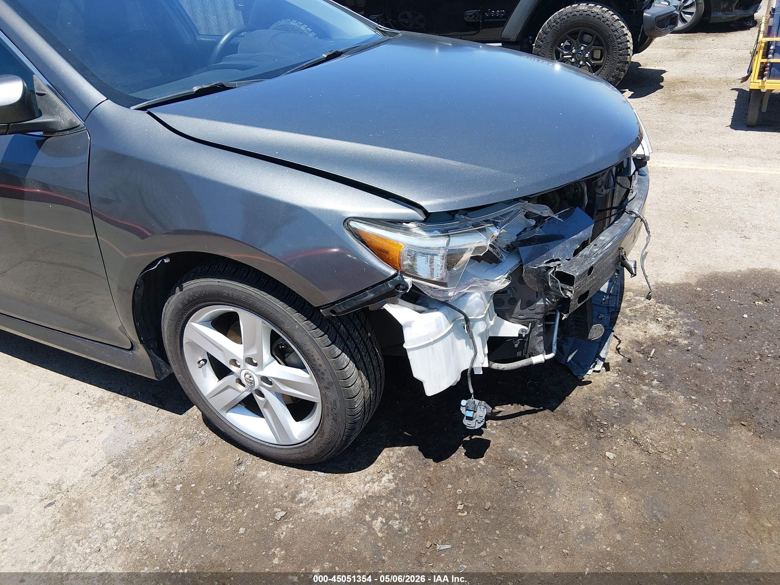 2012 Toyota Camry Se Серый vin: 4T1BF1FKXCU146047
