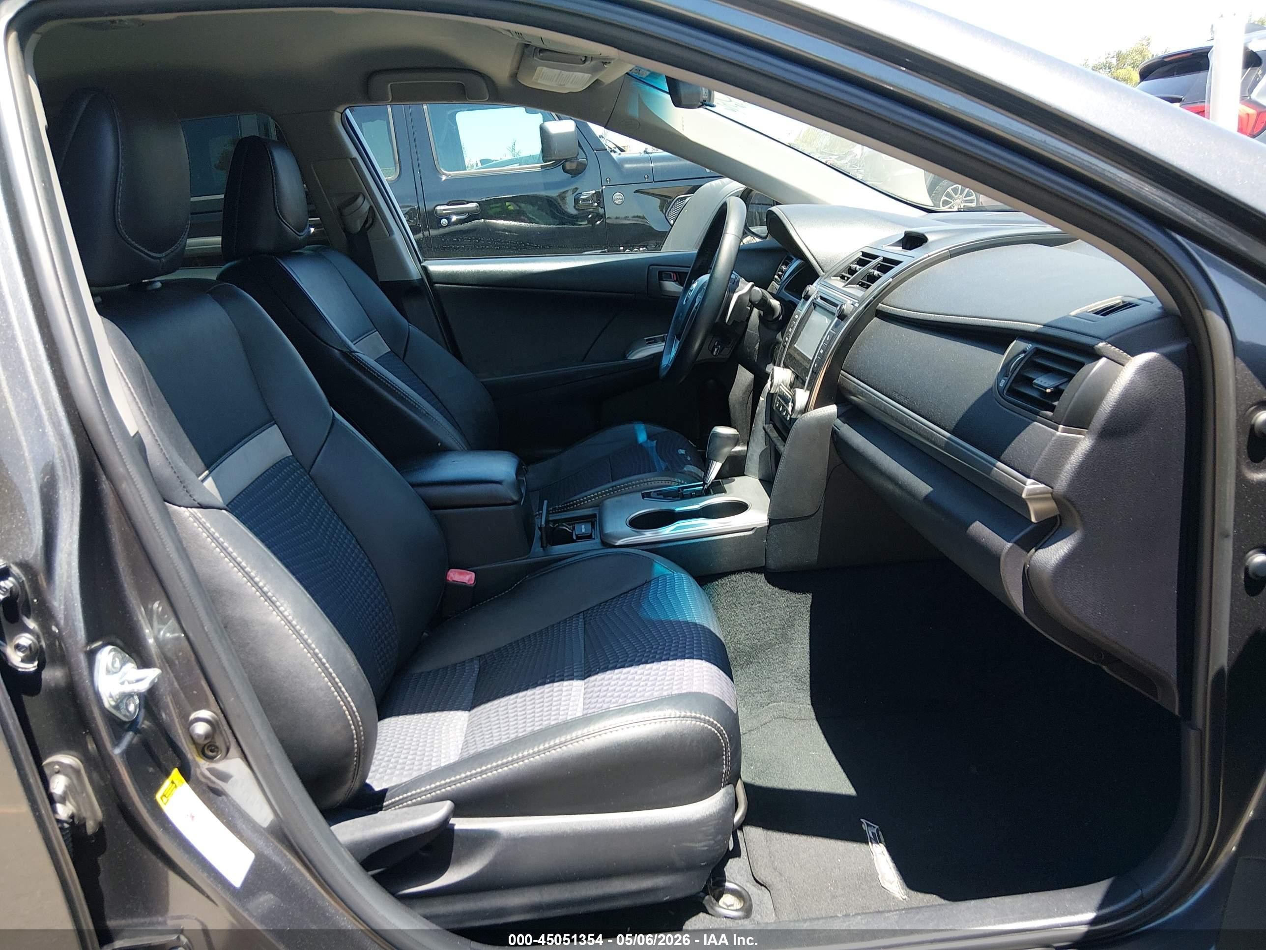 2012 Toyota Camry Se Серый vin: 4T1BF1FKXCU146047