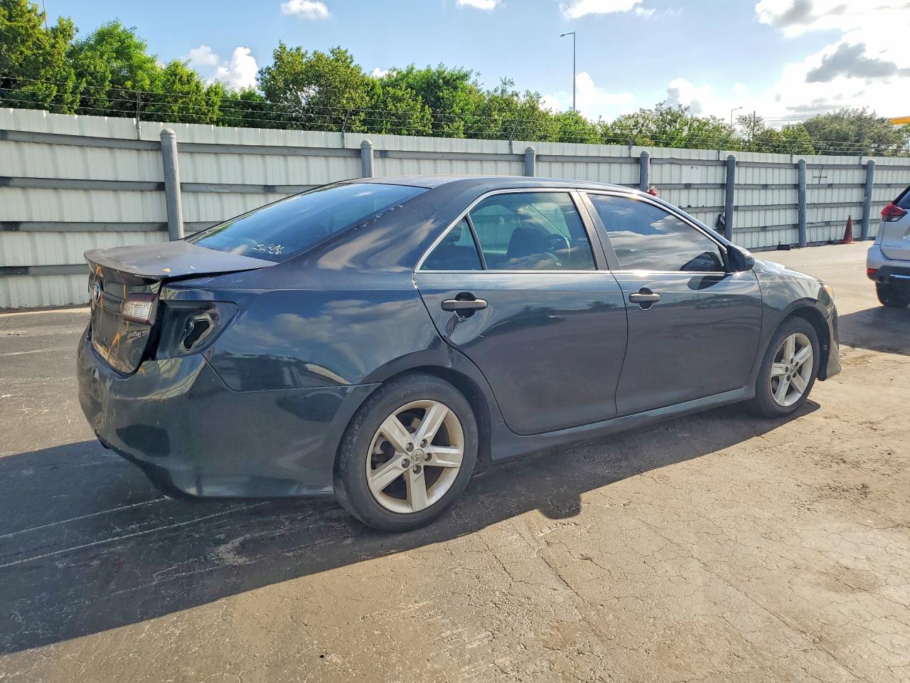 2012 Toyota Camry Se Green vin: 4T1BF1FKXCU159414