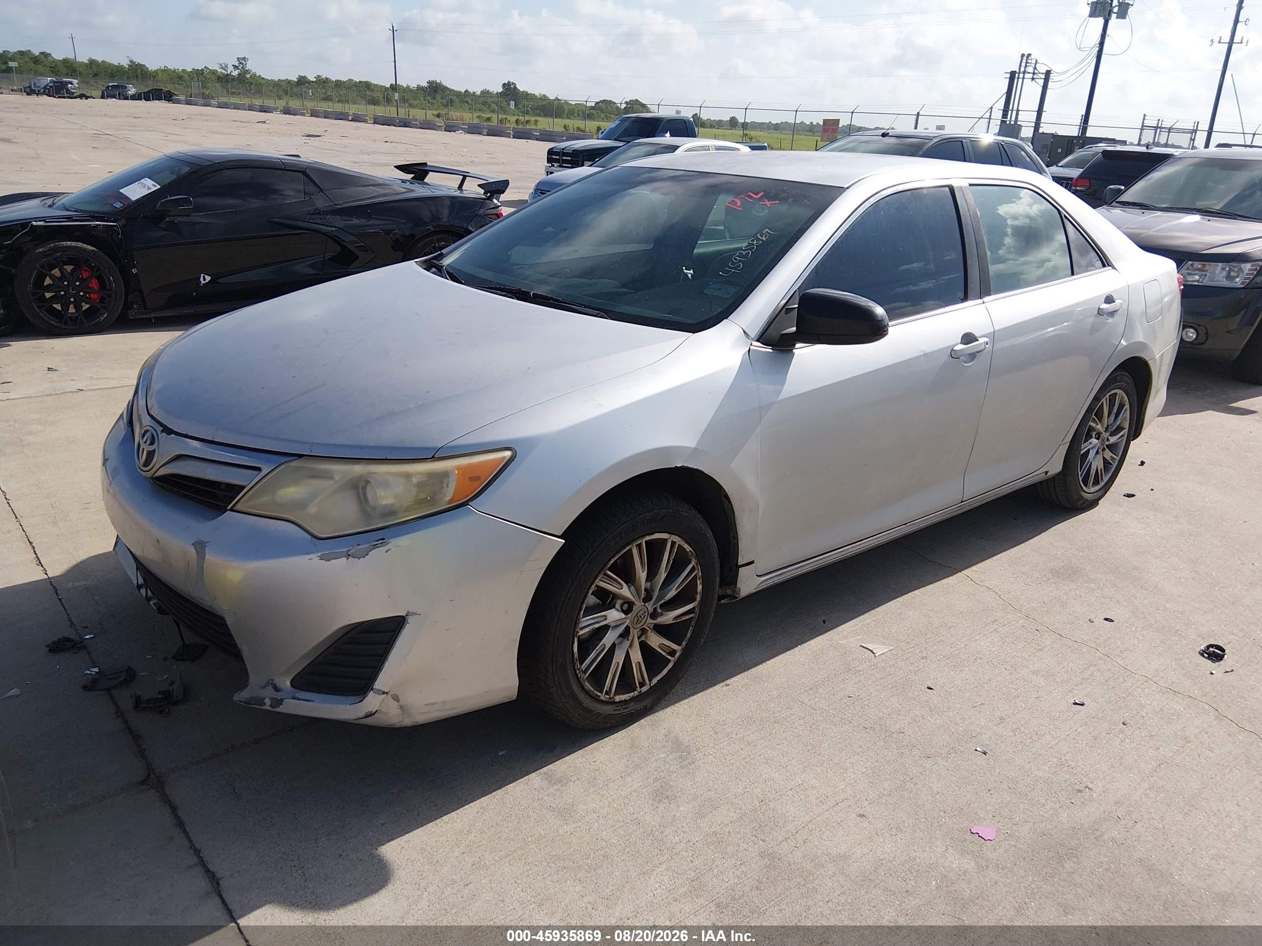 2012 Toyota Camry Le Серебряный vin: 4T1BF1FKXCU169859