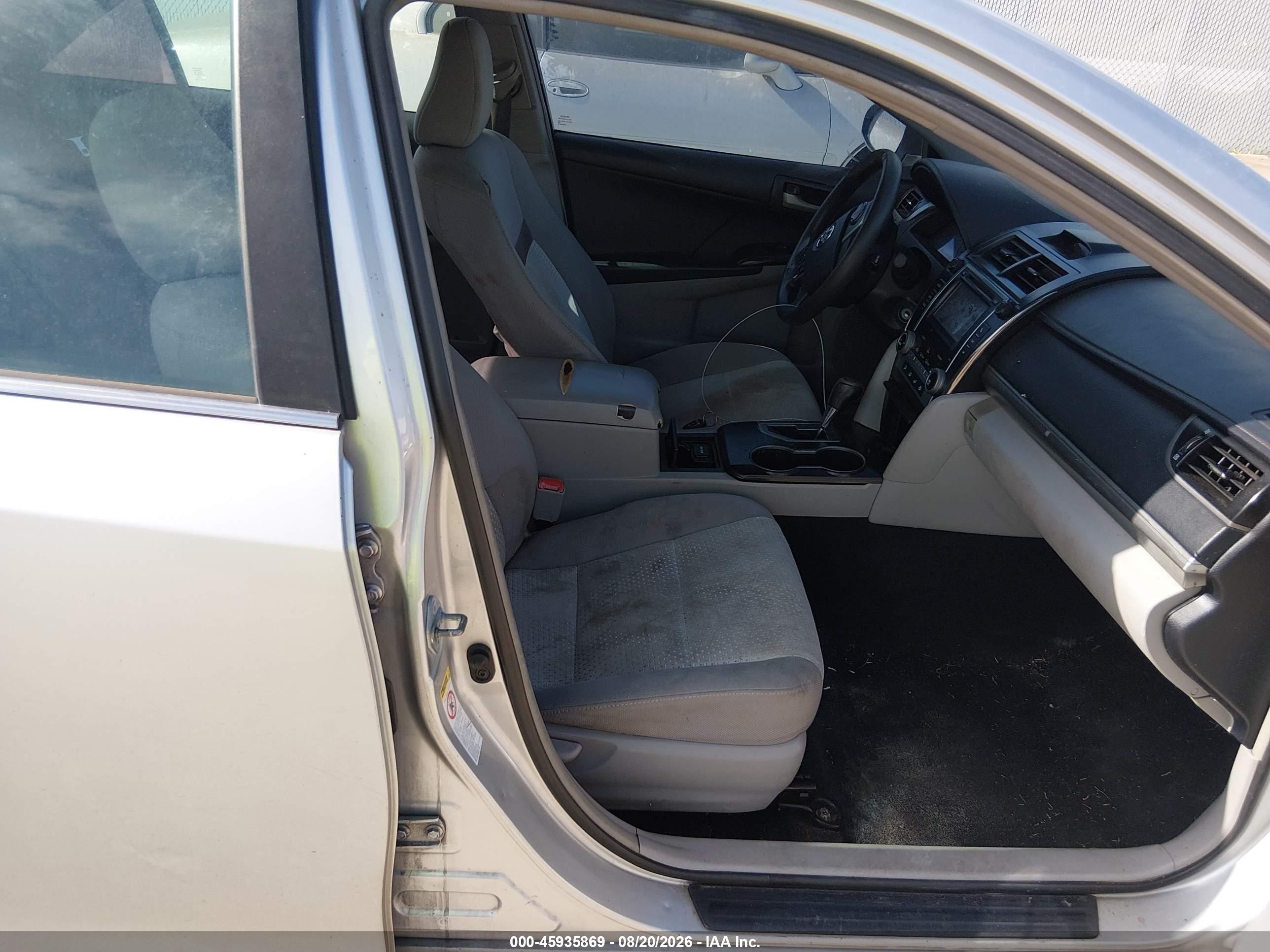 2012 Toyota Camry Le Серебряный vin: 4T1BF1FKXCU169859