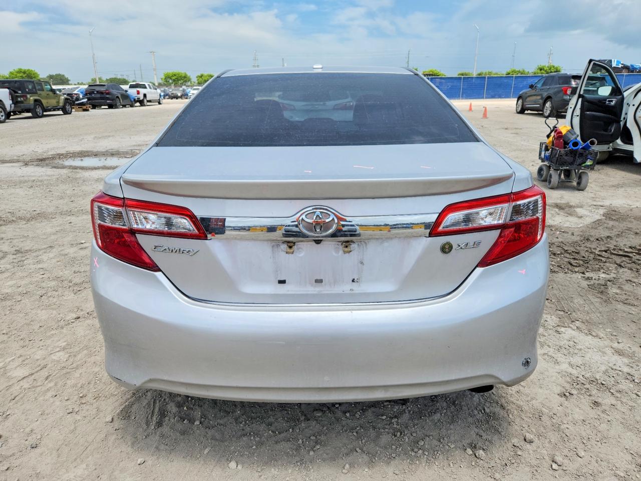 2012 Toyota Camry Xle Silver vin: 4T1BF1FKXCU177119