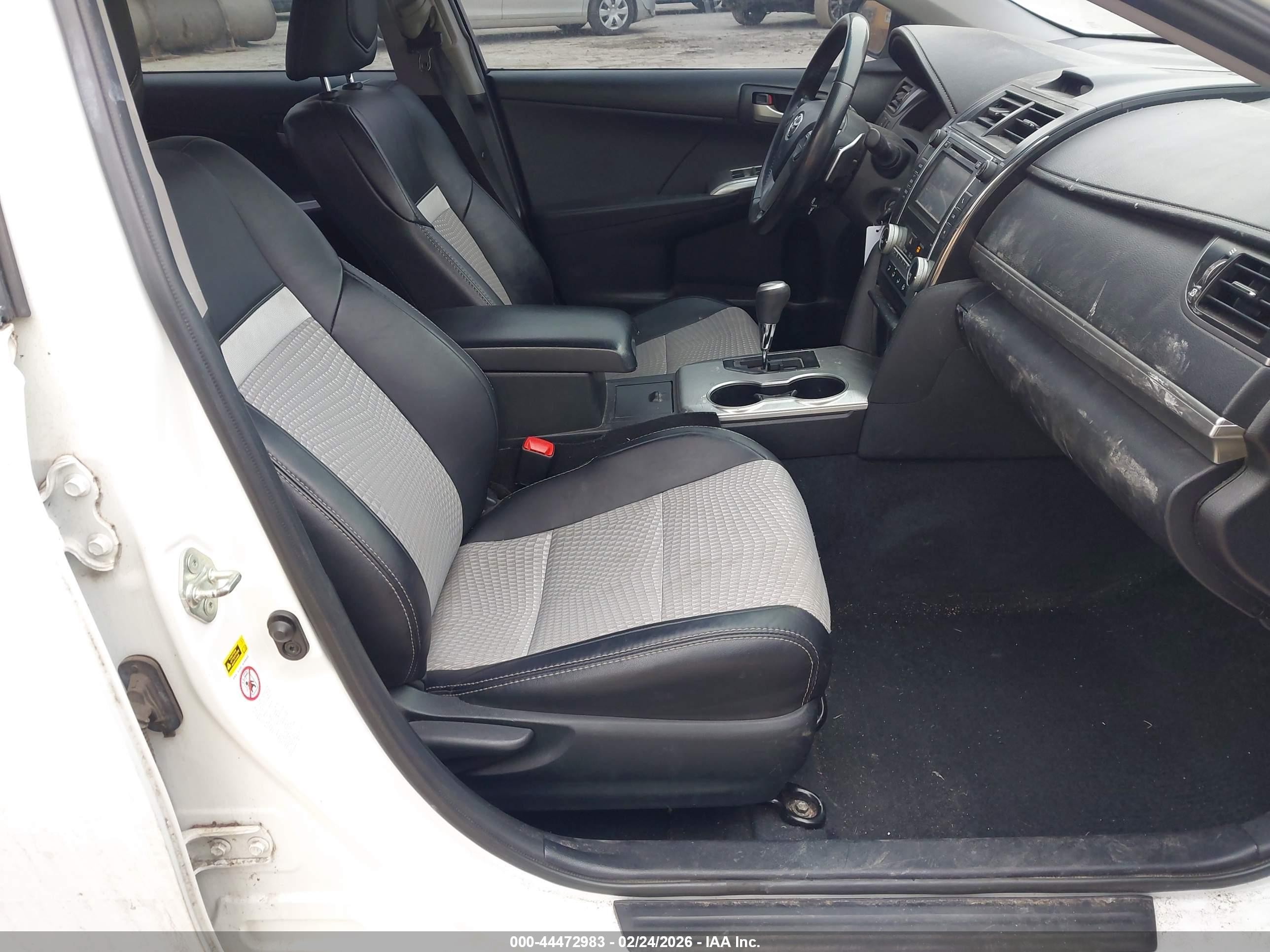 2012 Toyota Camry Se White vin: 4T1BF1FKXCU181431