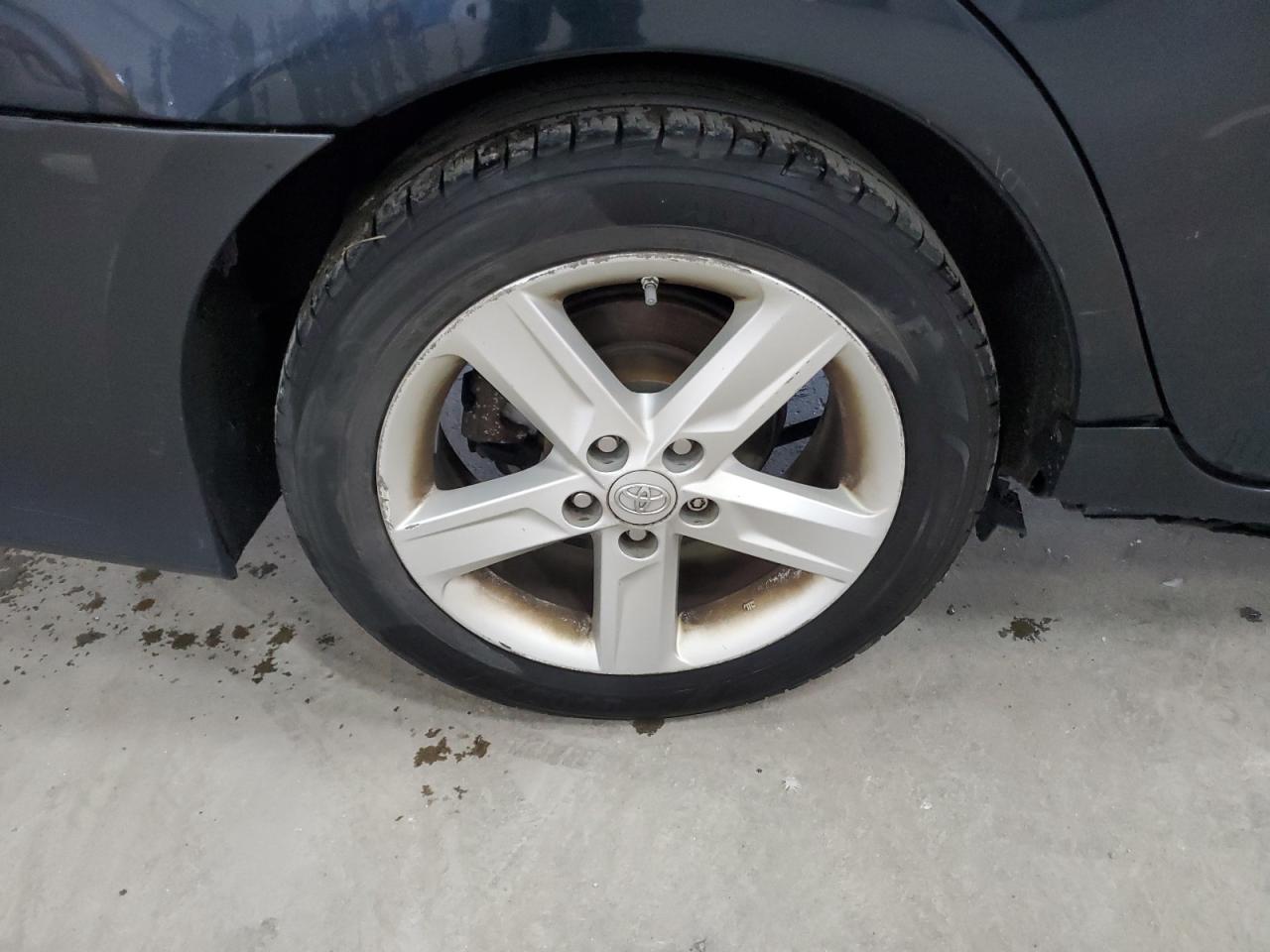 2012 Toyota Camry Se Черный vin: 4T1BF1FKXCU183468 Damage: Right Rear Wheel, Curb Rash, > 12 Inches