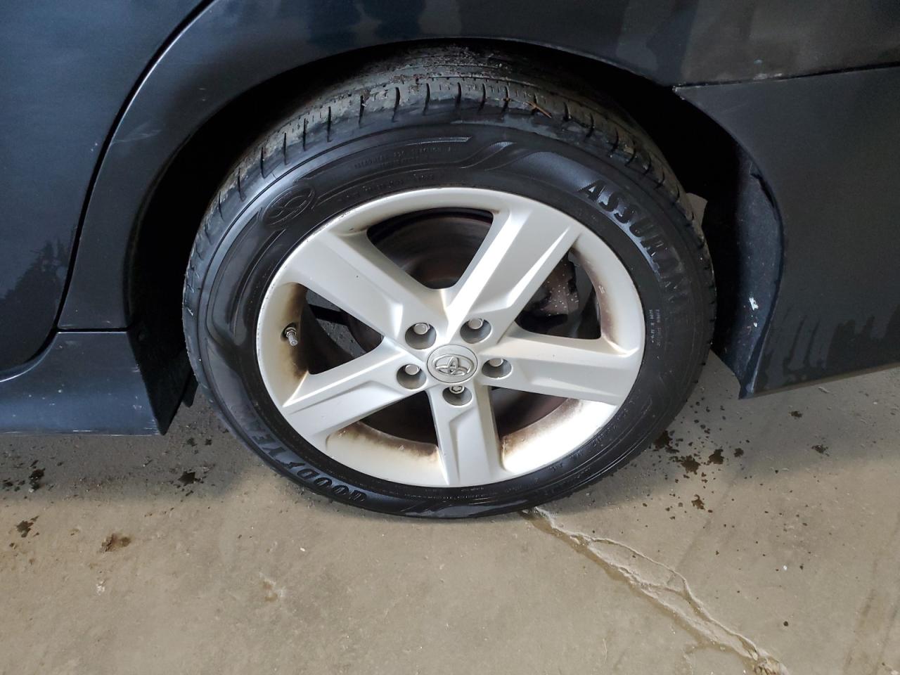 2012 Toyota Camry Se Черный vin: 4T1BF1FKXCU183468 Damage: Left Rear Wheel, Curb Rash, 5 To 6 Inches