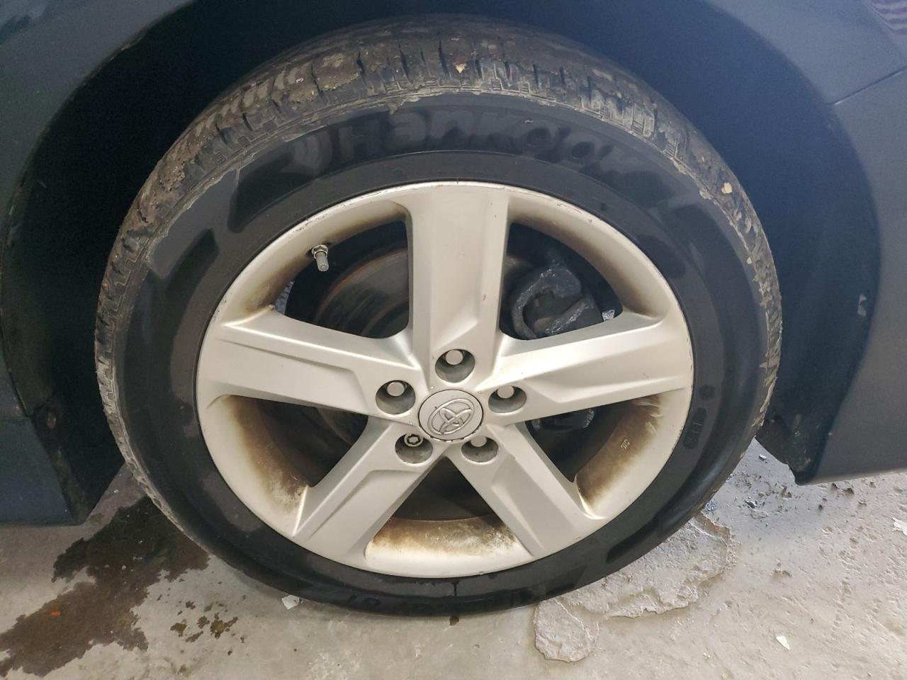 2012 Toyota Camry Se Черный vin: 4T1BF1FKXCU183468 Damage: Right Front Wheel, Curb Rash, > 12 Inches