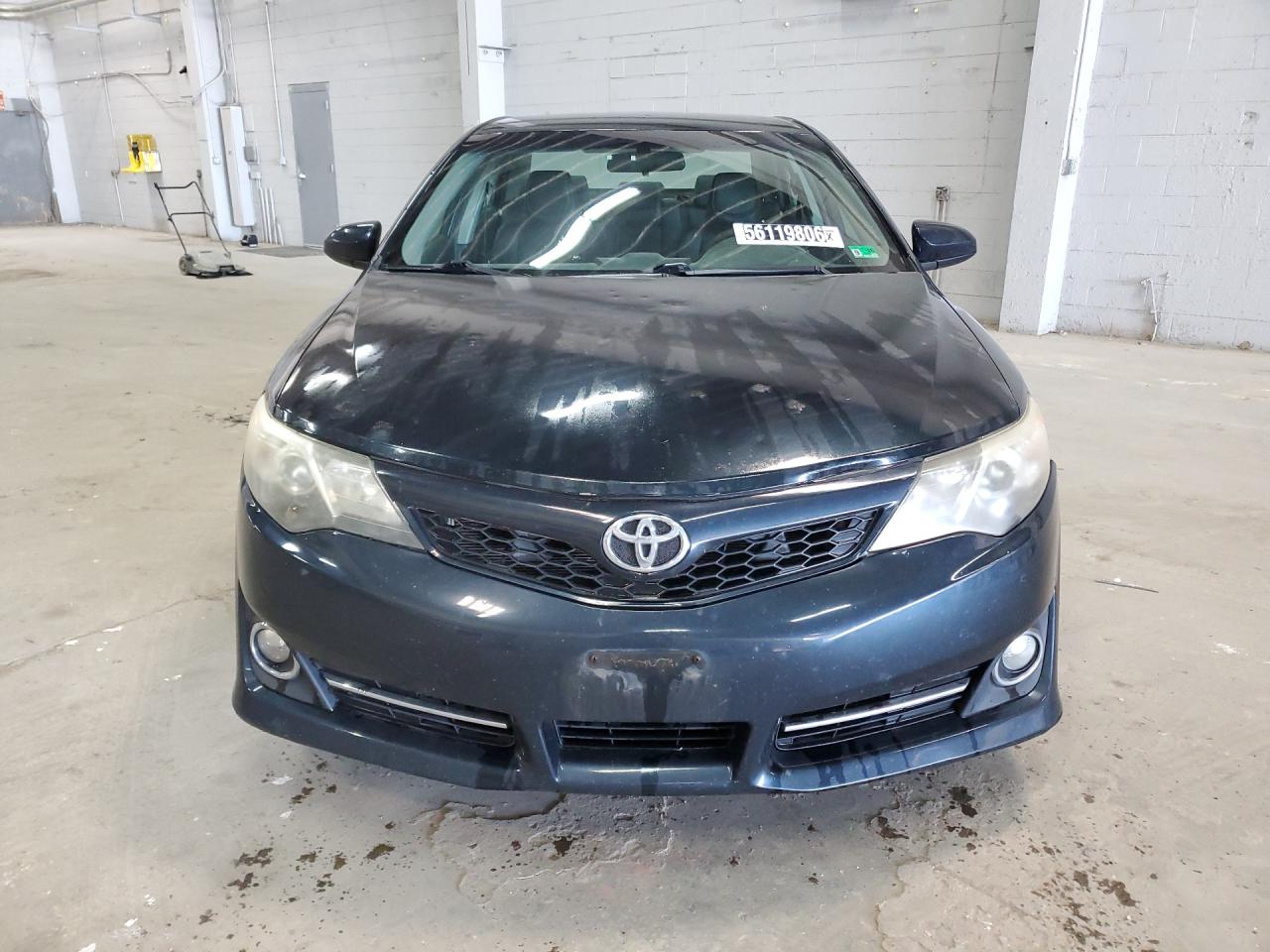 2012 Toyota Camry Se Черный vin: 4T1BF1FKXCU183468 Damage: Grille, Chipped, 3