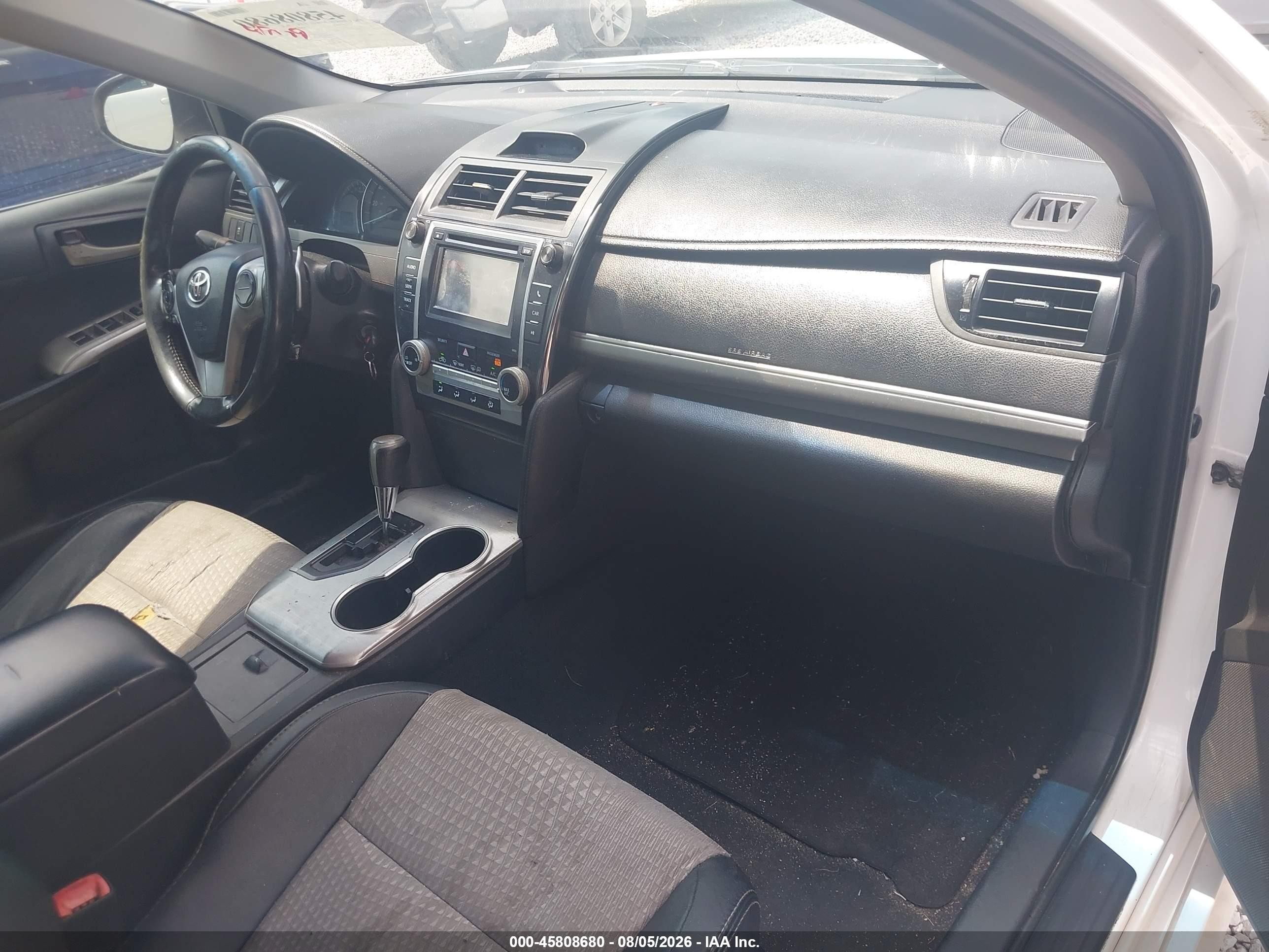 2012 Toyota Camry Se White vin: 4T1BF1FKXCU191117