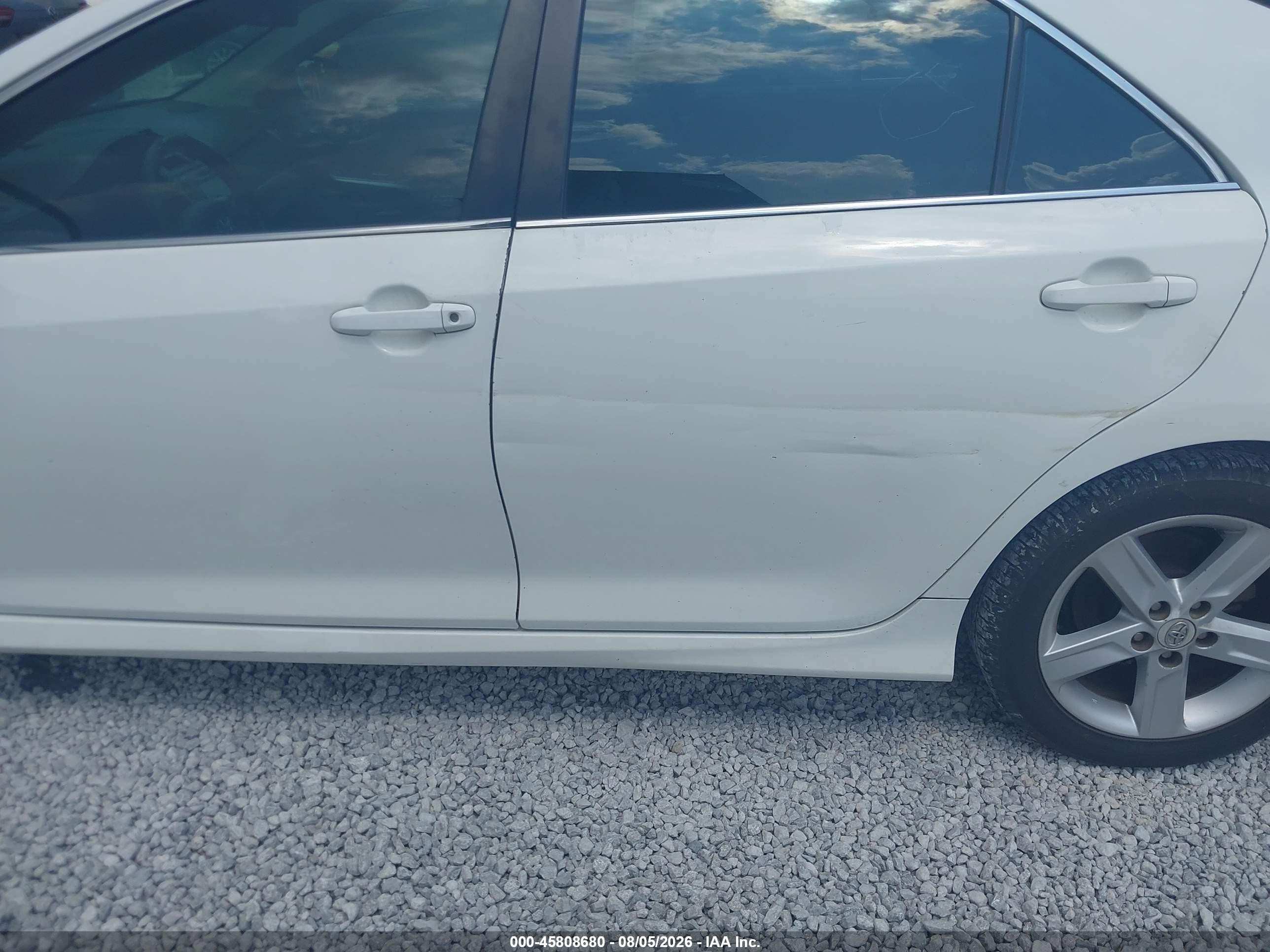 2012 Toyota Camry Se White vin: 4T1BF1FKXCU191117