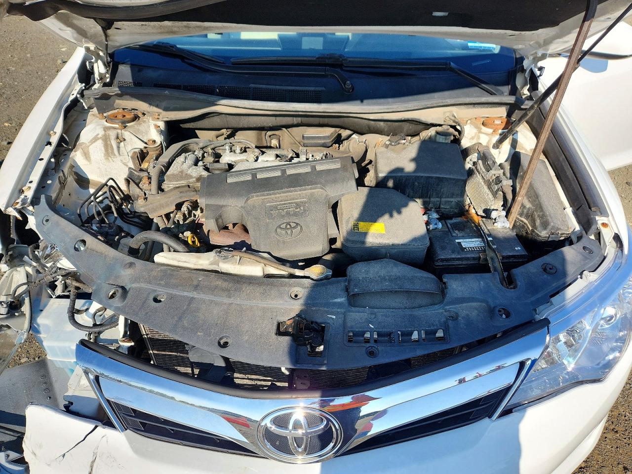 2012 Toyota Camry Le White vin: 4T1BF1FKXCU521452