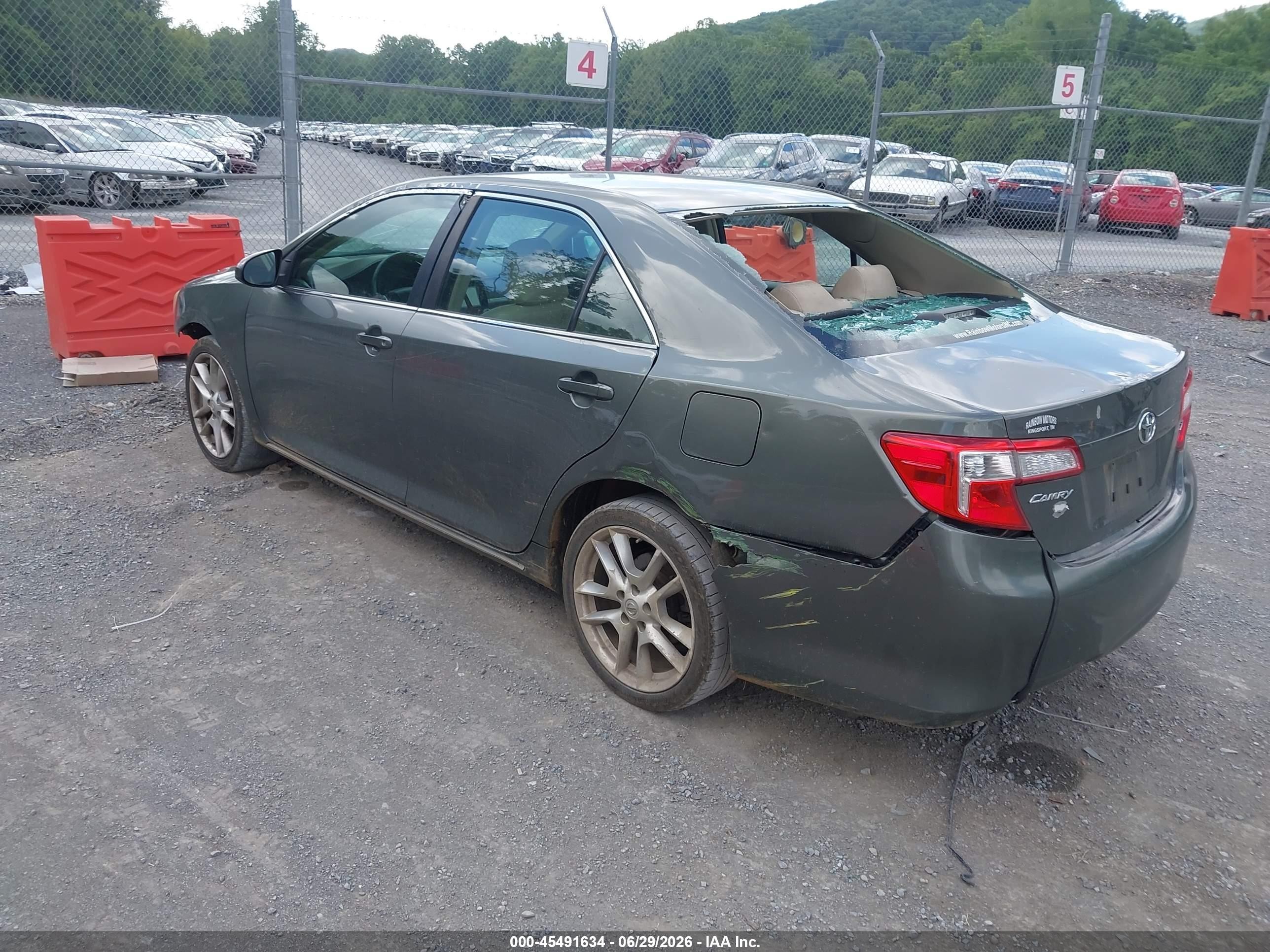 2012 Toyota Camry Le Gray vin: 4T1BF1FKXCU529146