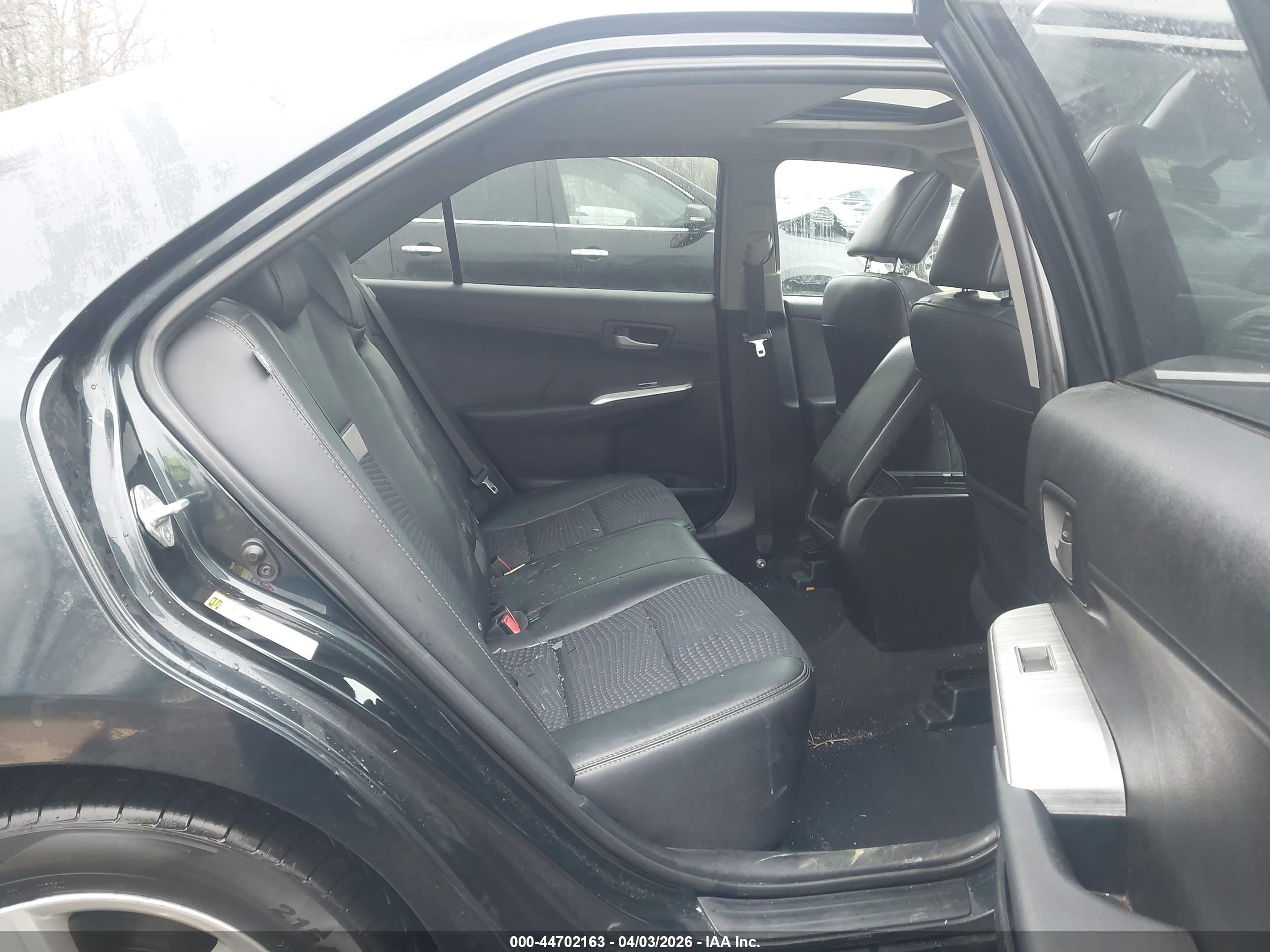 2012 Toyota Camry Se Blue vin: 4T1BF1FKXCU530250
