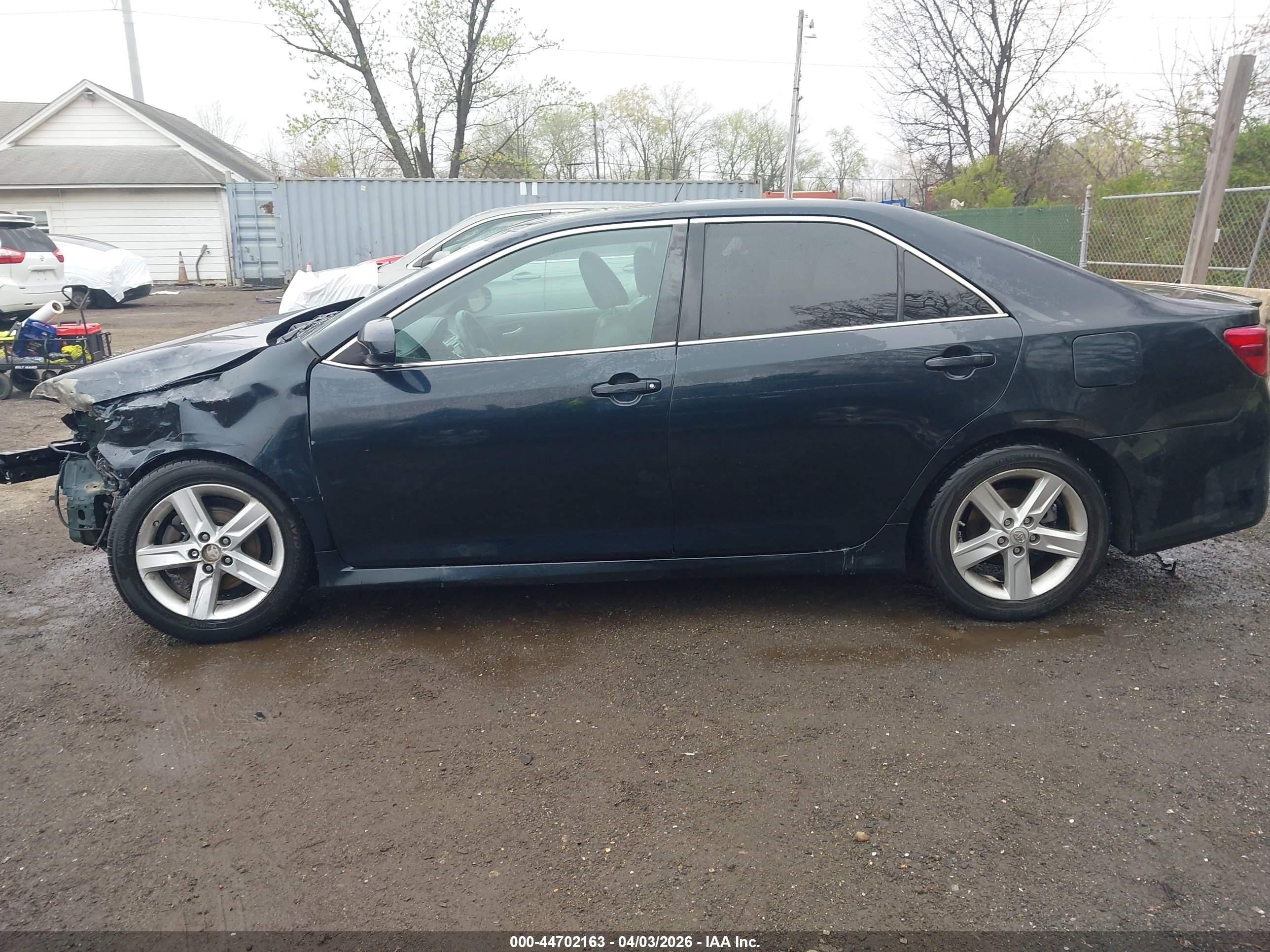 2012 Toyota Camry Se Blue vin: 4T1BF1FKXCU530250