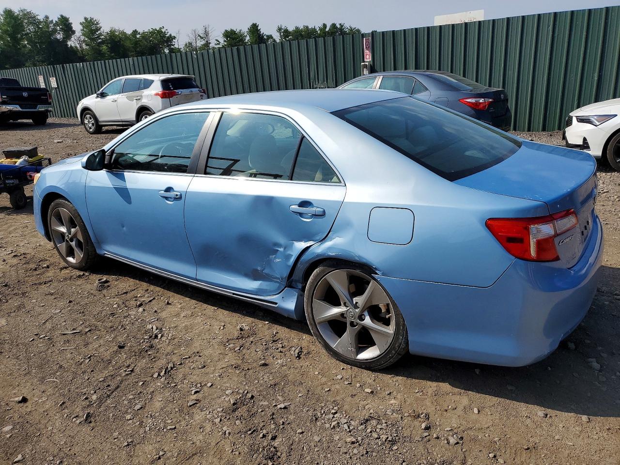 2012 Toyota Camry Le Blue vin: 4T1BF1FKXCU531589