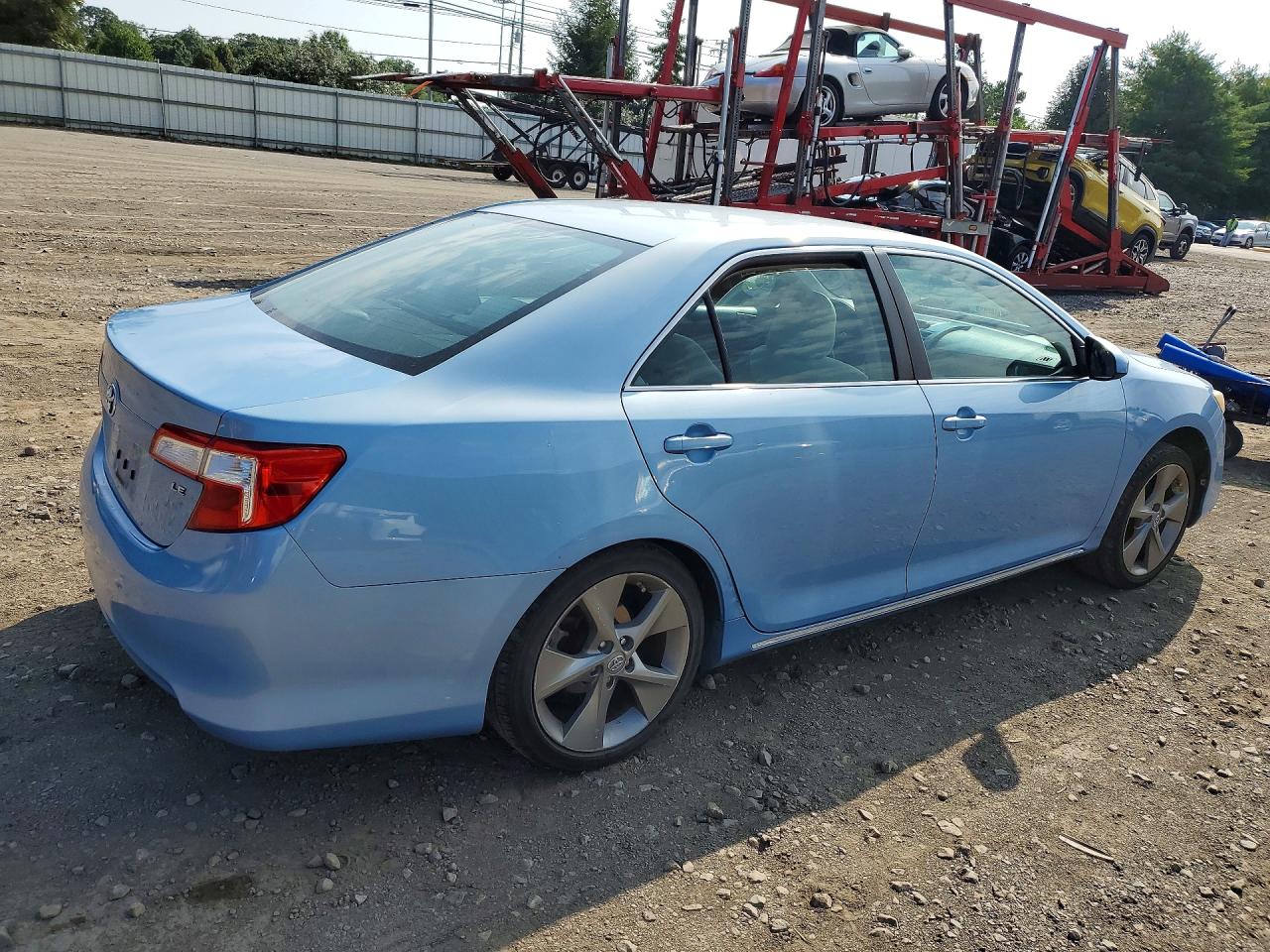 2012 Toyota Camry Le Blue vin: 4T1BF1FKXCU531589