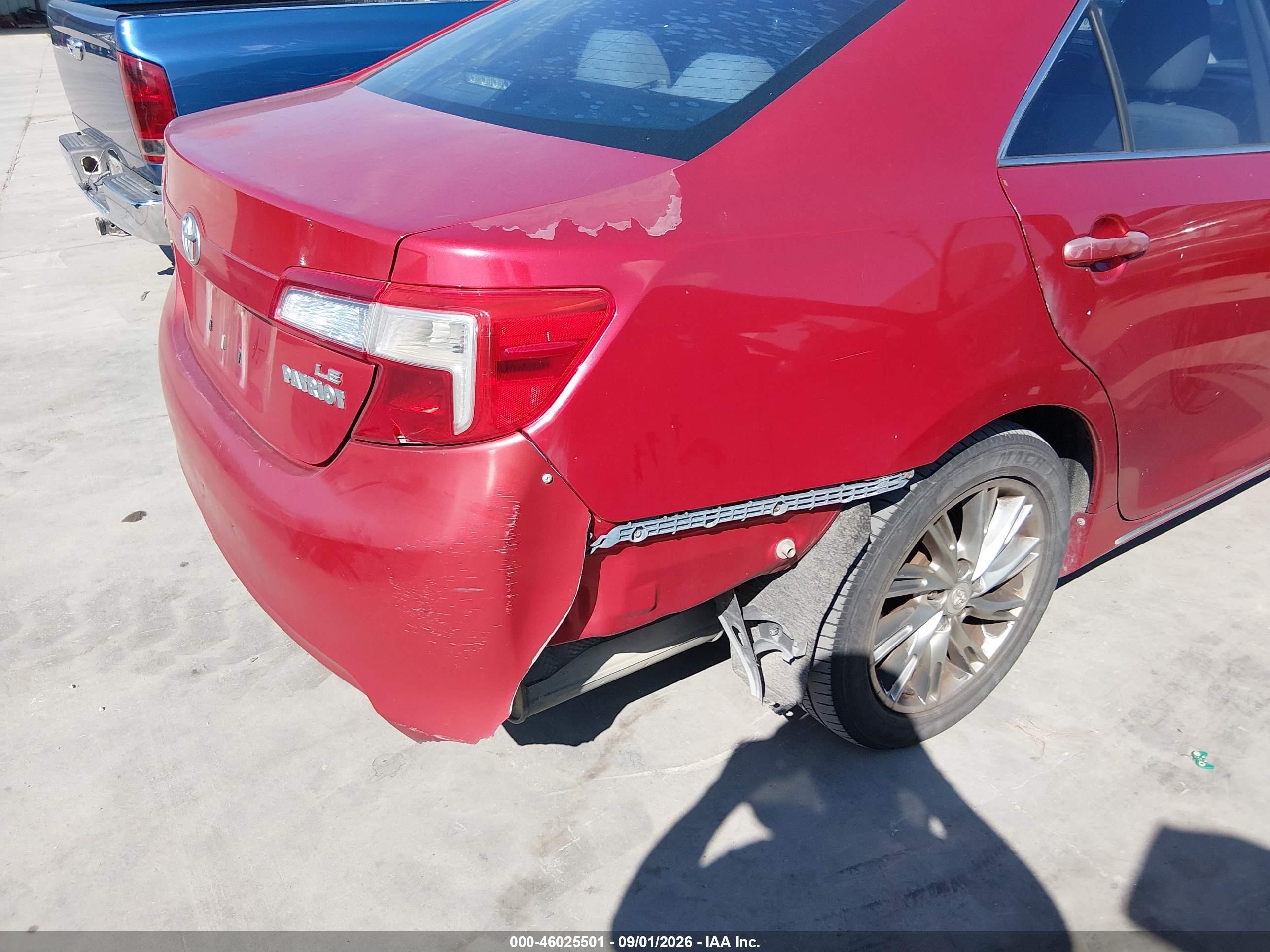 2012 Toyota Camry Le Red vin: 4T1BF1FKXCU541250
