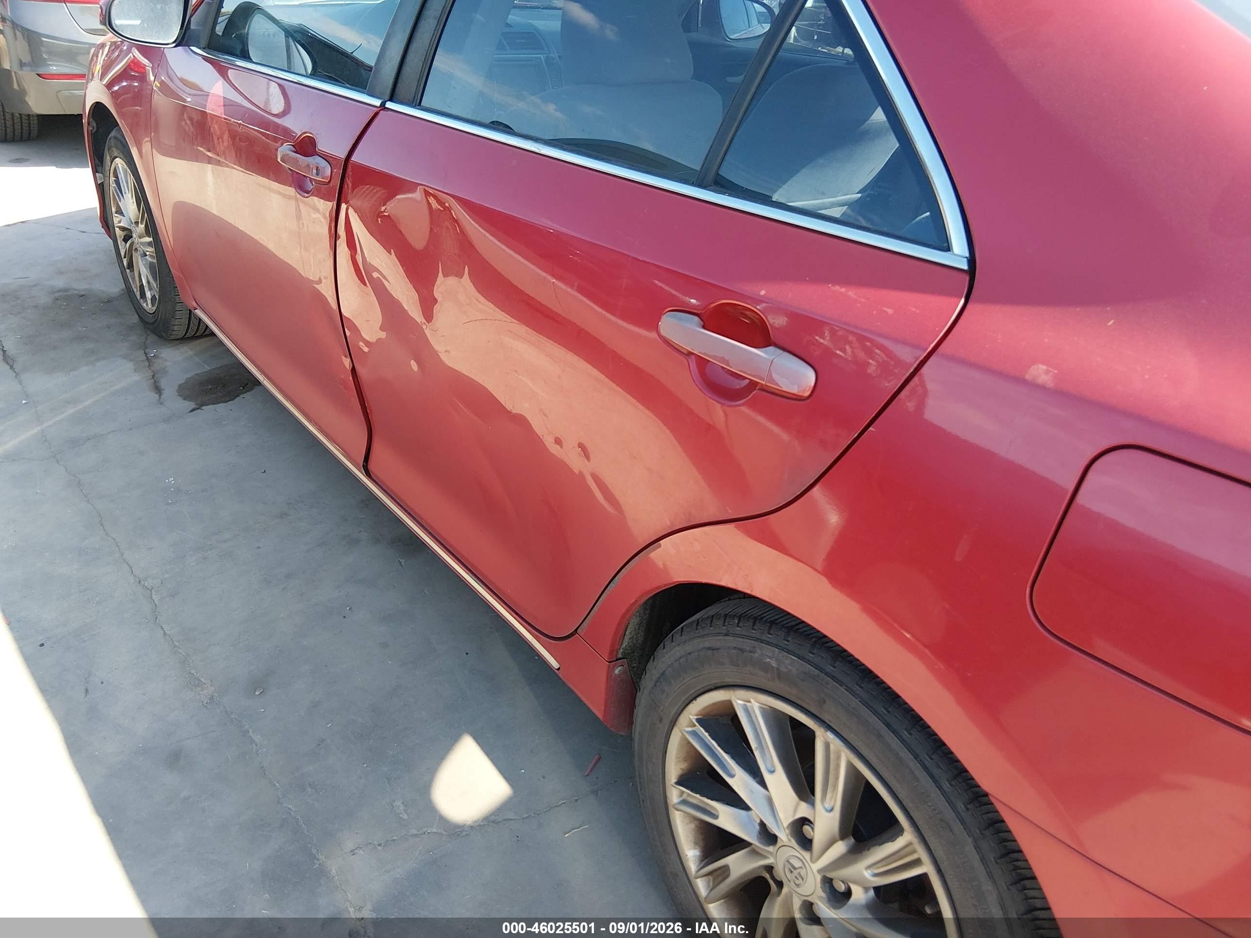 2012 Toyota Camry Le Red vin: 4T1BF1FKXCU541250