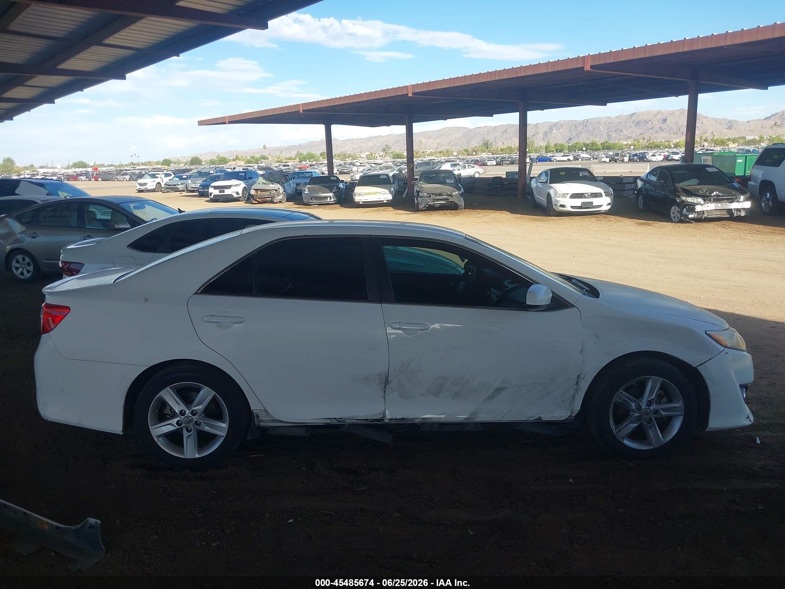 2012 Toyota Camry Se White vin: 4T1BF1FKXCU571008