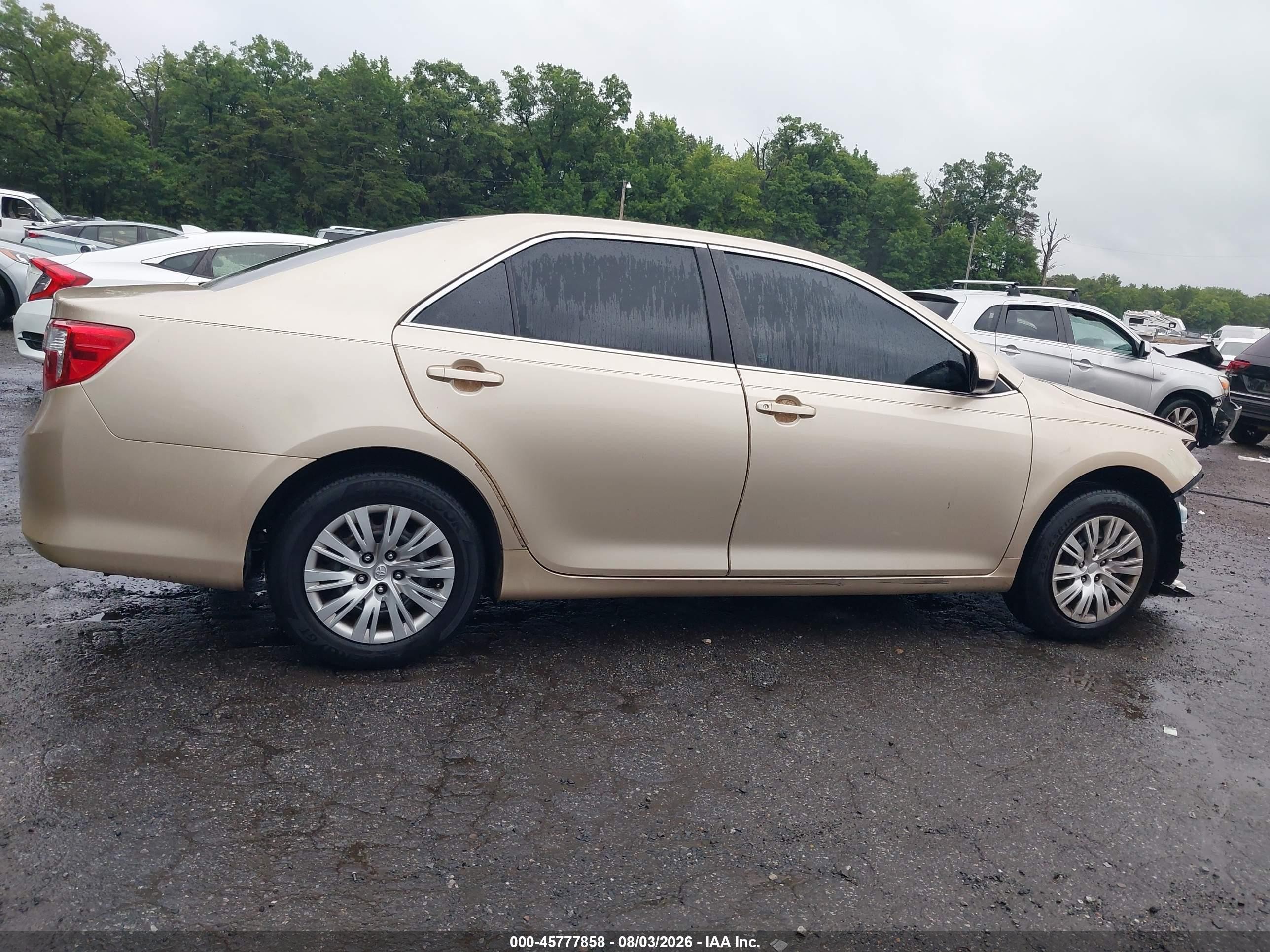 2012 Toyota Camry L Gold vin: 4T1BF1FKXCU576080
