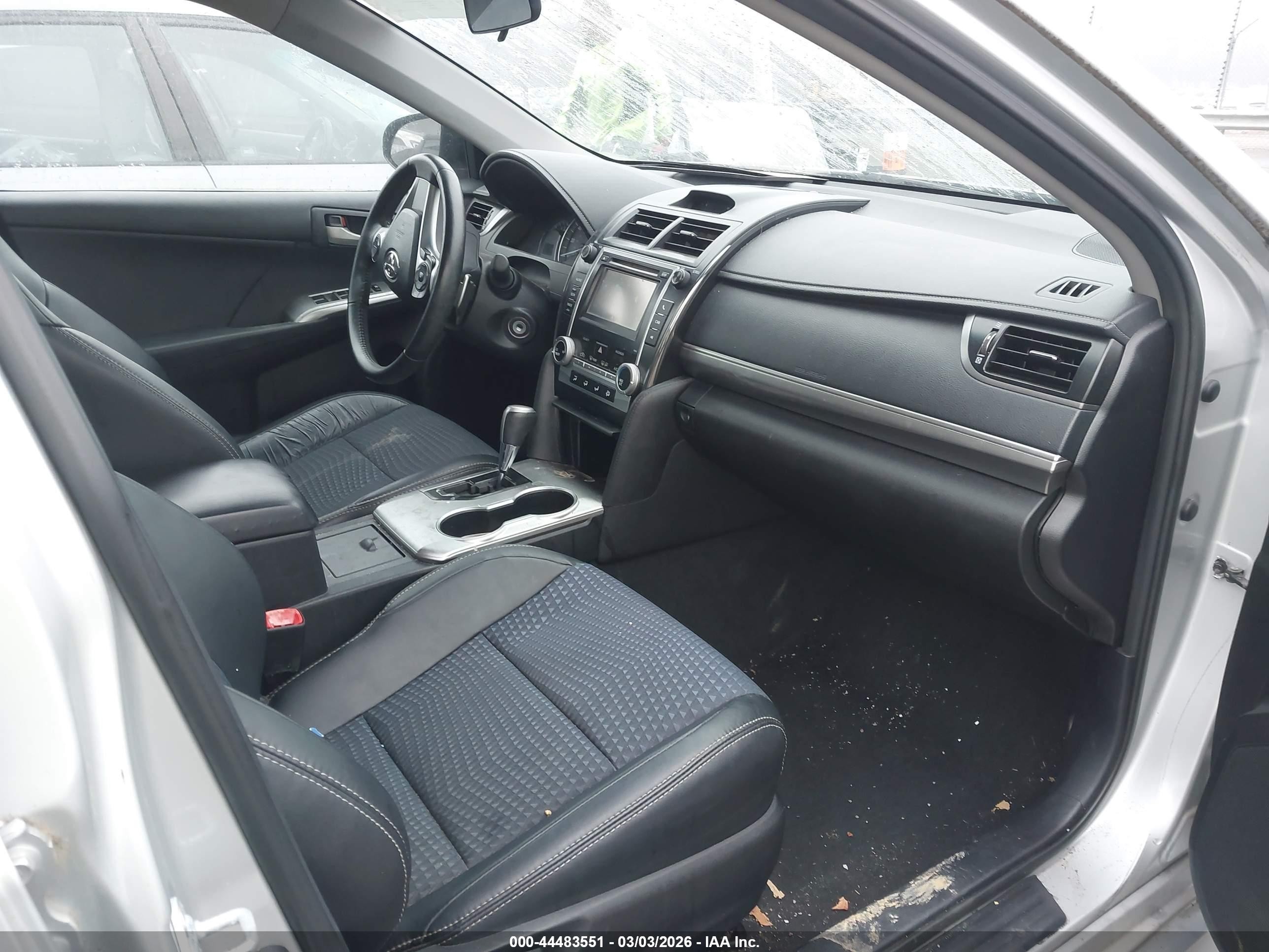 2012 Toyota Camry Se Silver vin: 4T1BF1FKXCU595258
