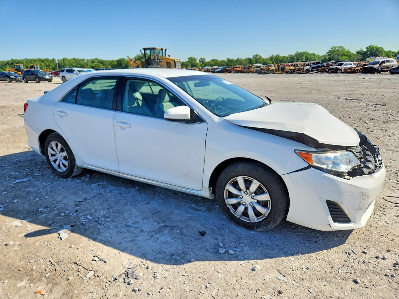 2012 Toyota Camry Le White vin: 4T1BF1FKXCU602130