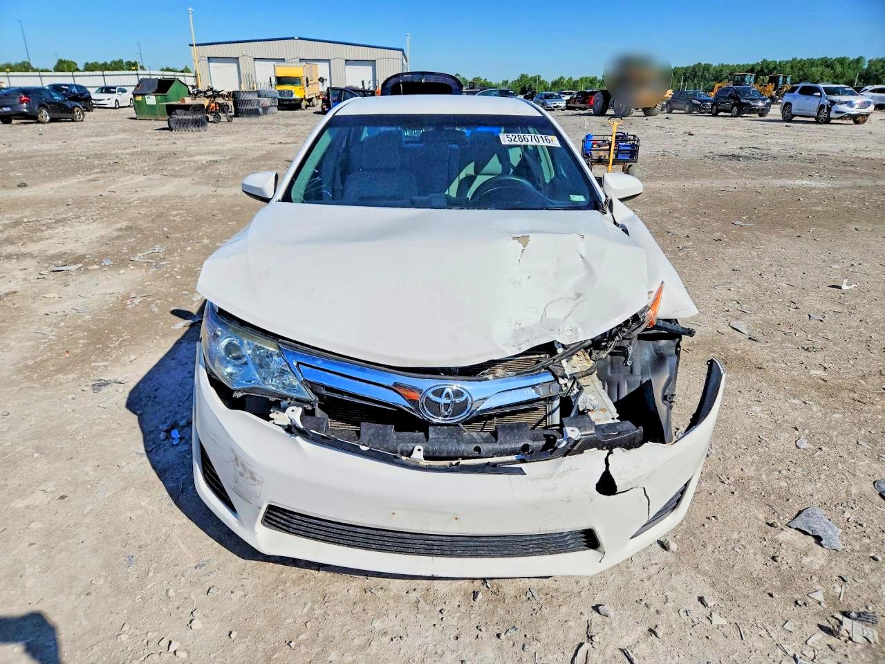 2012 Toyota Camry Le White vin: 4T1BF1FKXCU602130