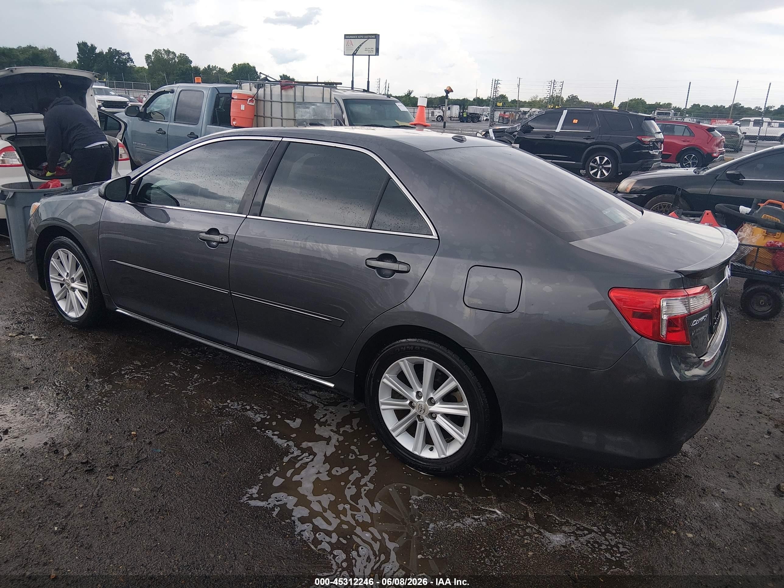 2012 Toyota Camry Xle Gray vin: 4T1BF1FKXCU607117