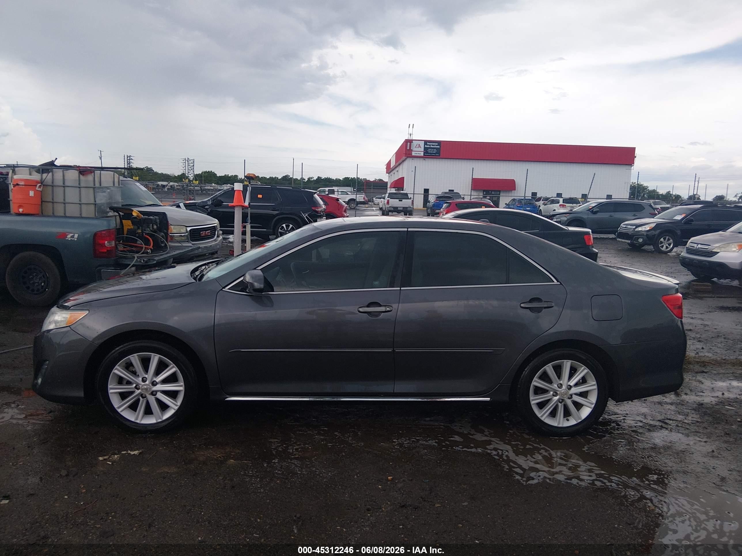 2012 Toyota Camry Xle Gray vin: 4T1BF1FKXCU607117