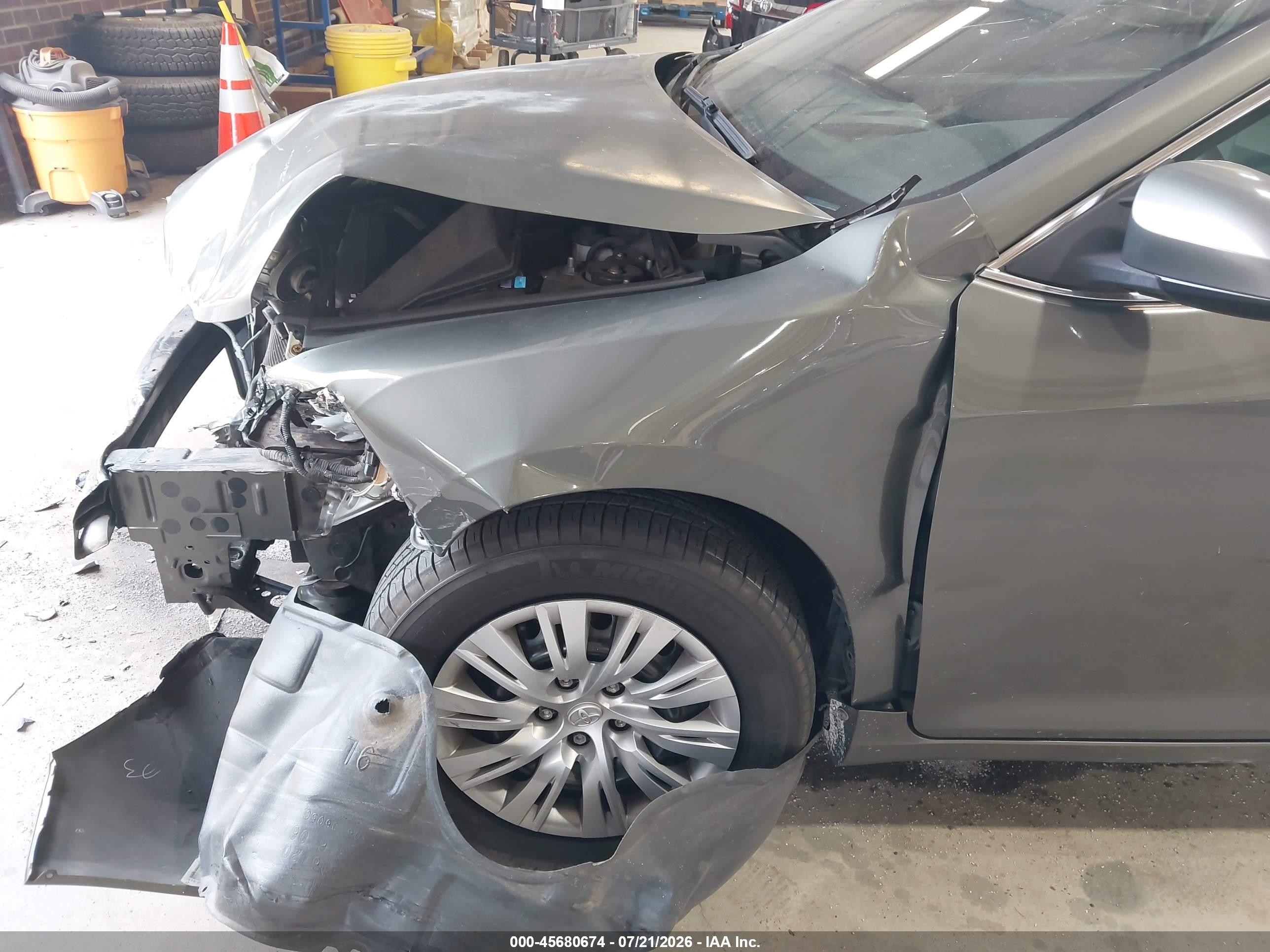 2012 Toyota Camry L Green vin: 4T1BF1FKXCU627108