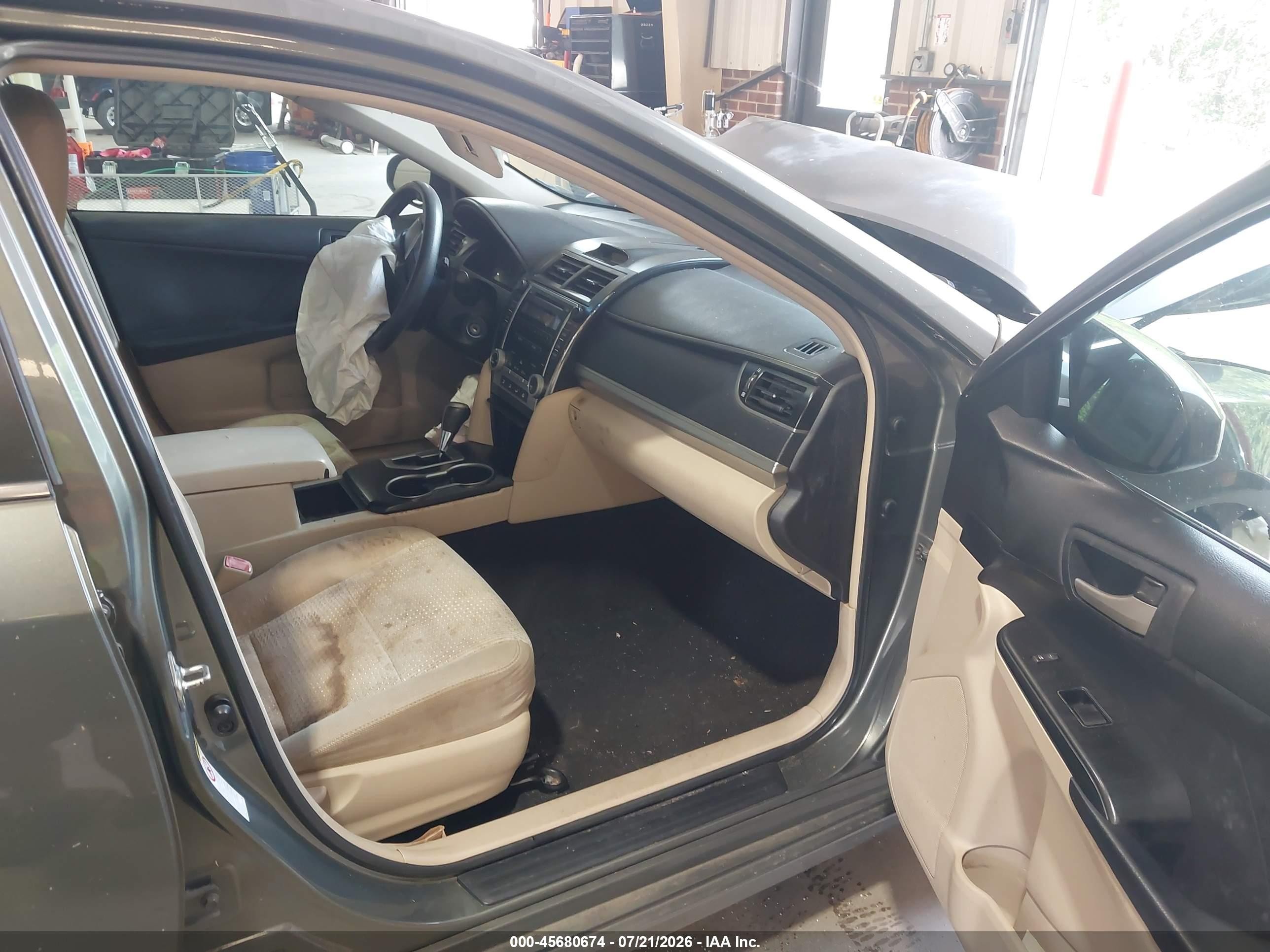 2012 Toyota Camry L Green vin: 4T1BF1FKXCU627108