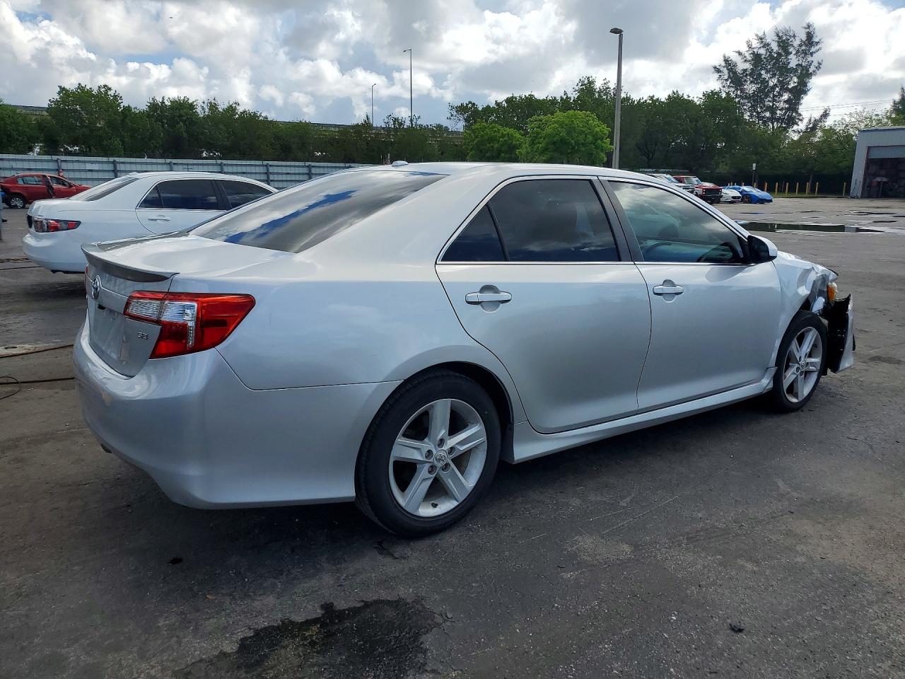 2013 Toyota Camry Se Silver vin: 4T1BF1FKXDU211335