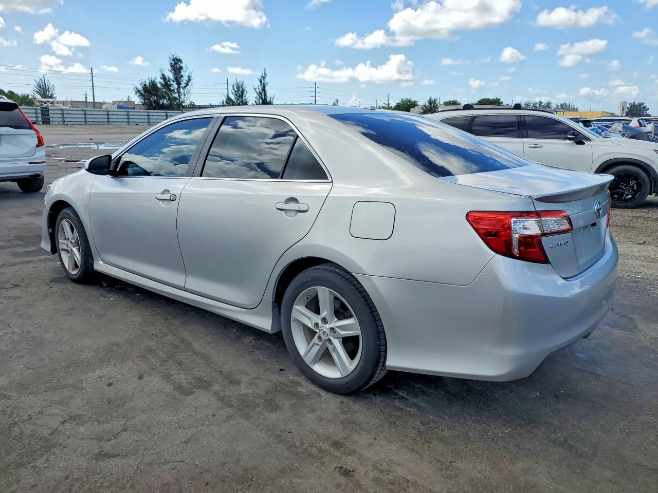 2013 Toyota Camry Se Silver vin: 4T1BF1FKXDU211335