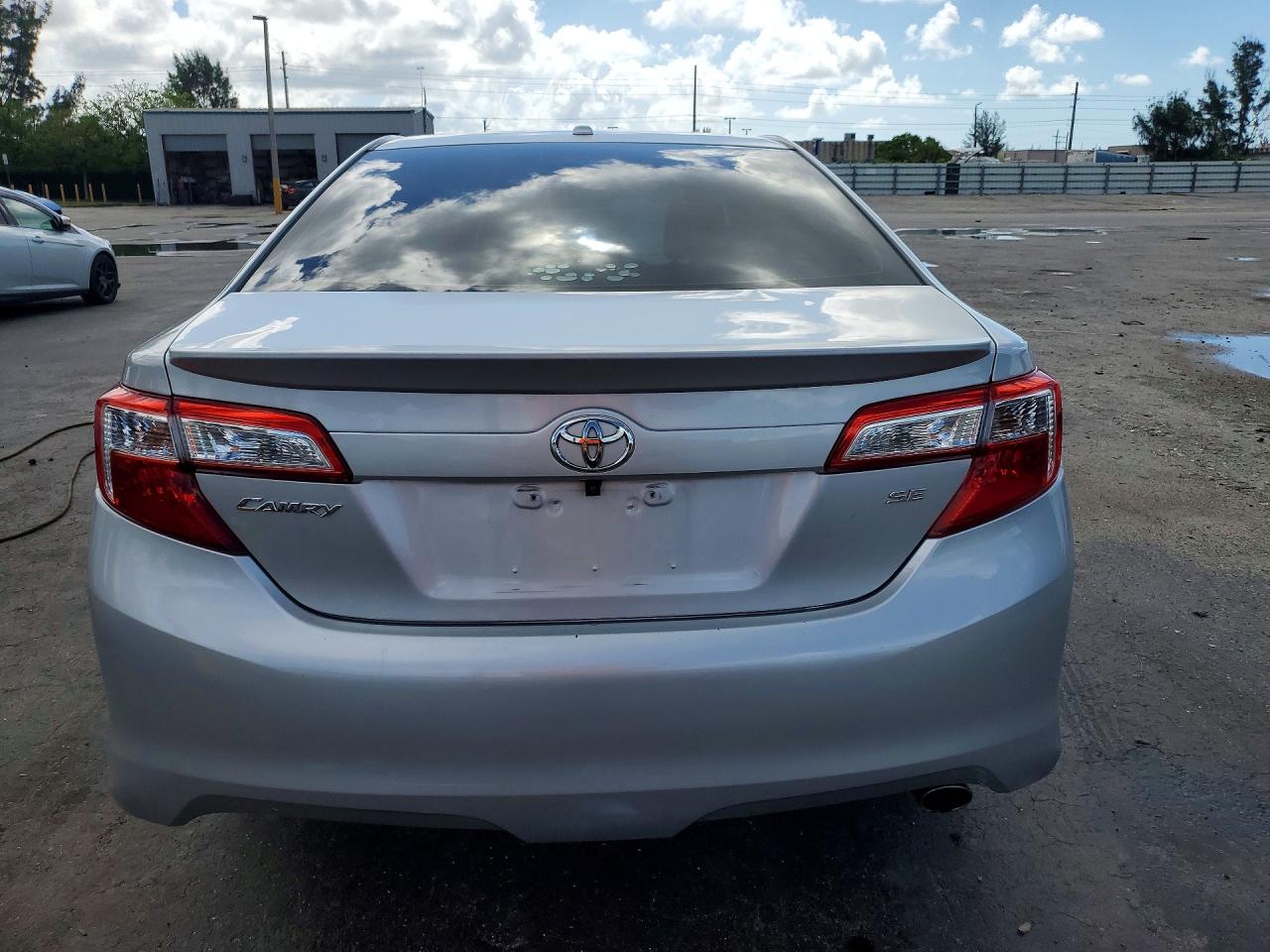 2013 Toyota Camry Se Silver vin: 4T1BF1FKXDU211335