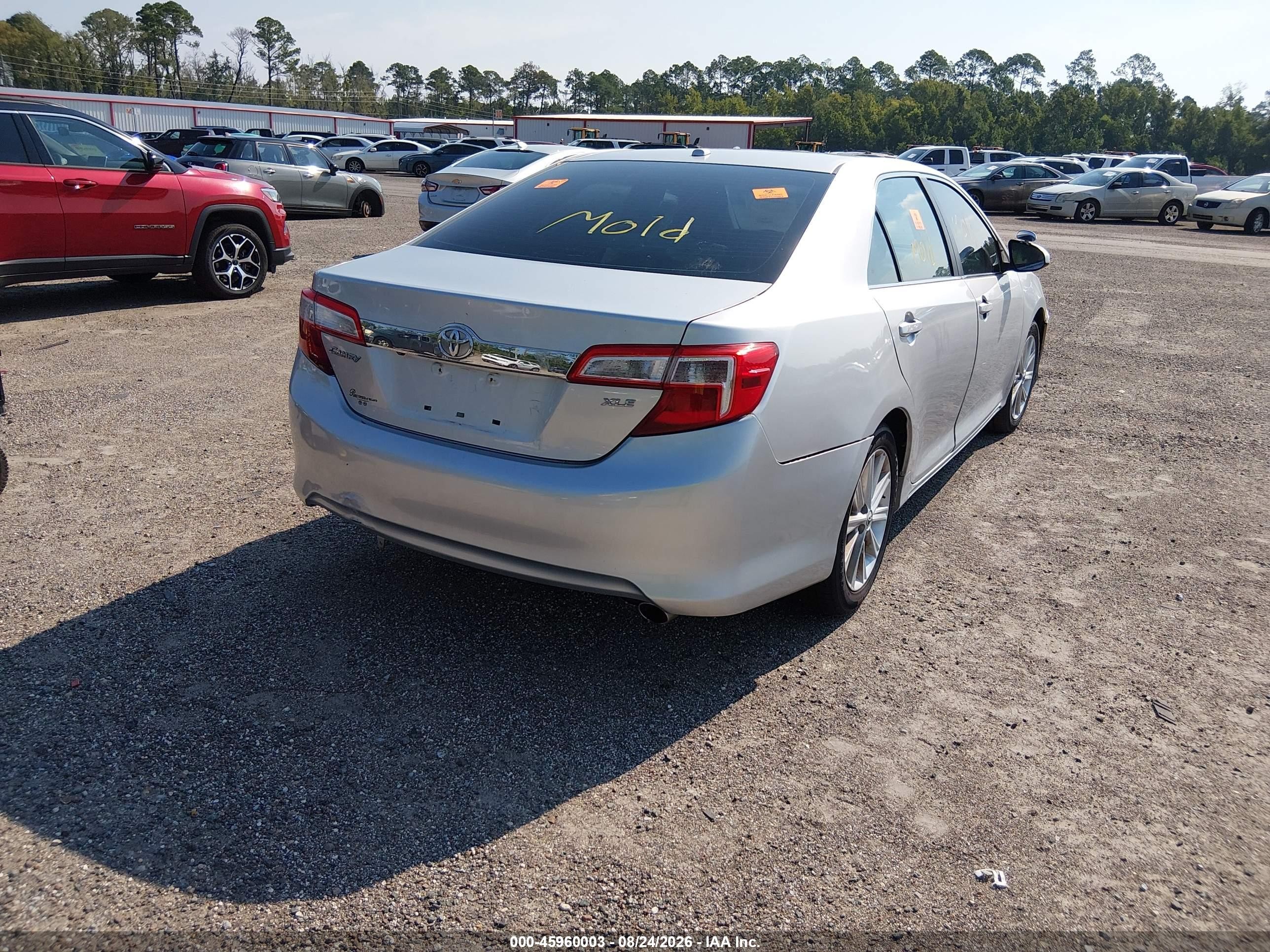 2013 Toyota Camry Xle Silver vin: 4T1BF1FKXDU212078