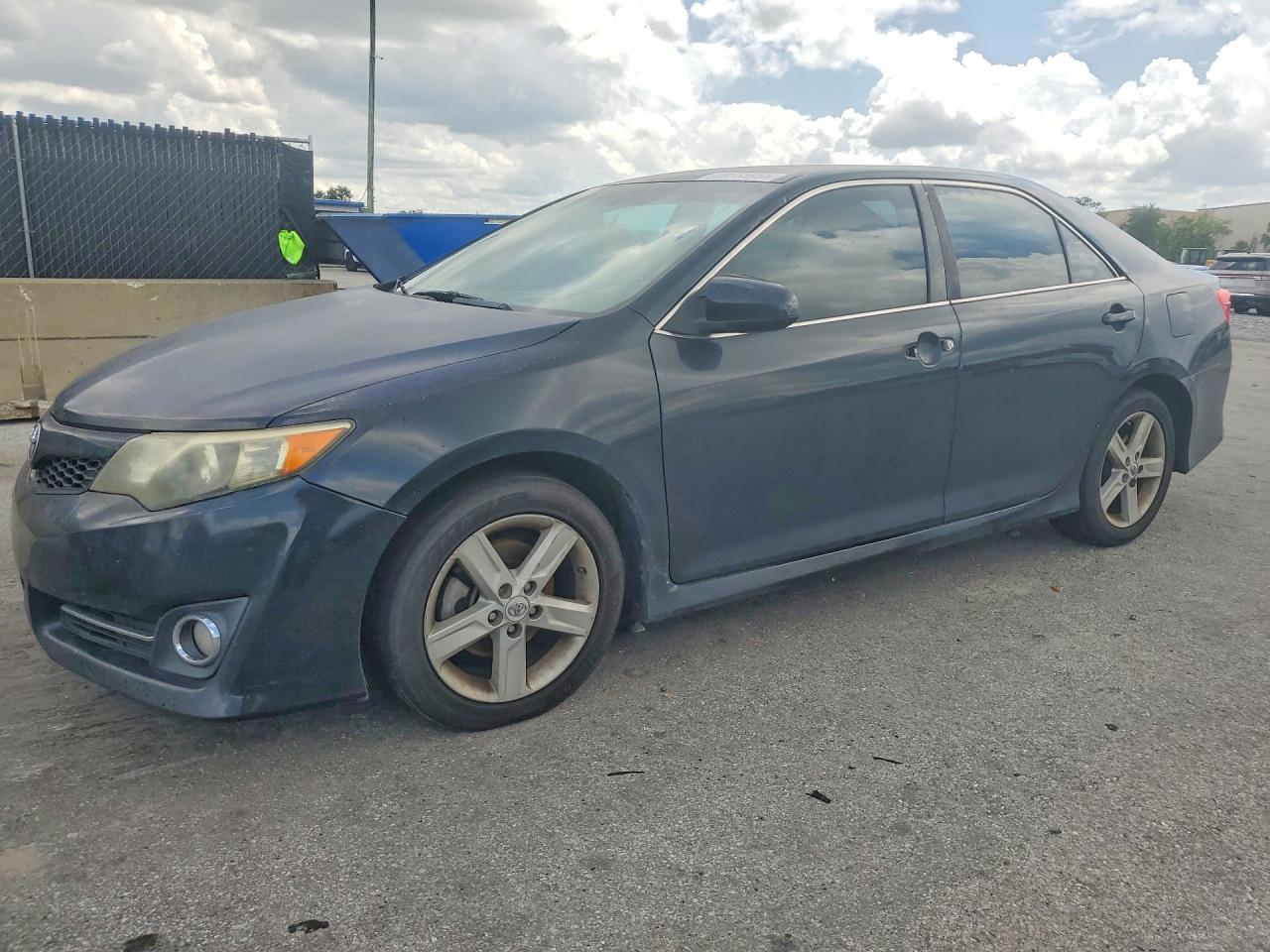 2013 Toyota Camry Se Gray vin: 4T1BF1FKXDU224134