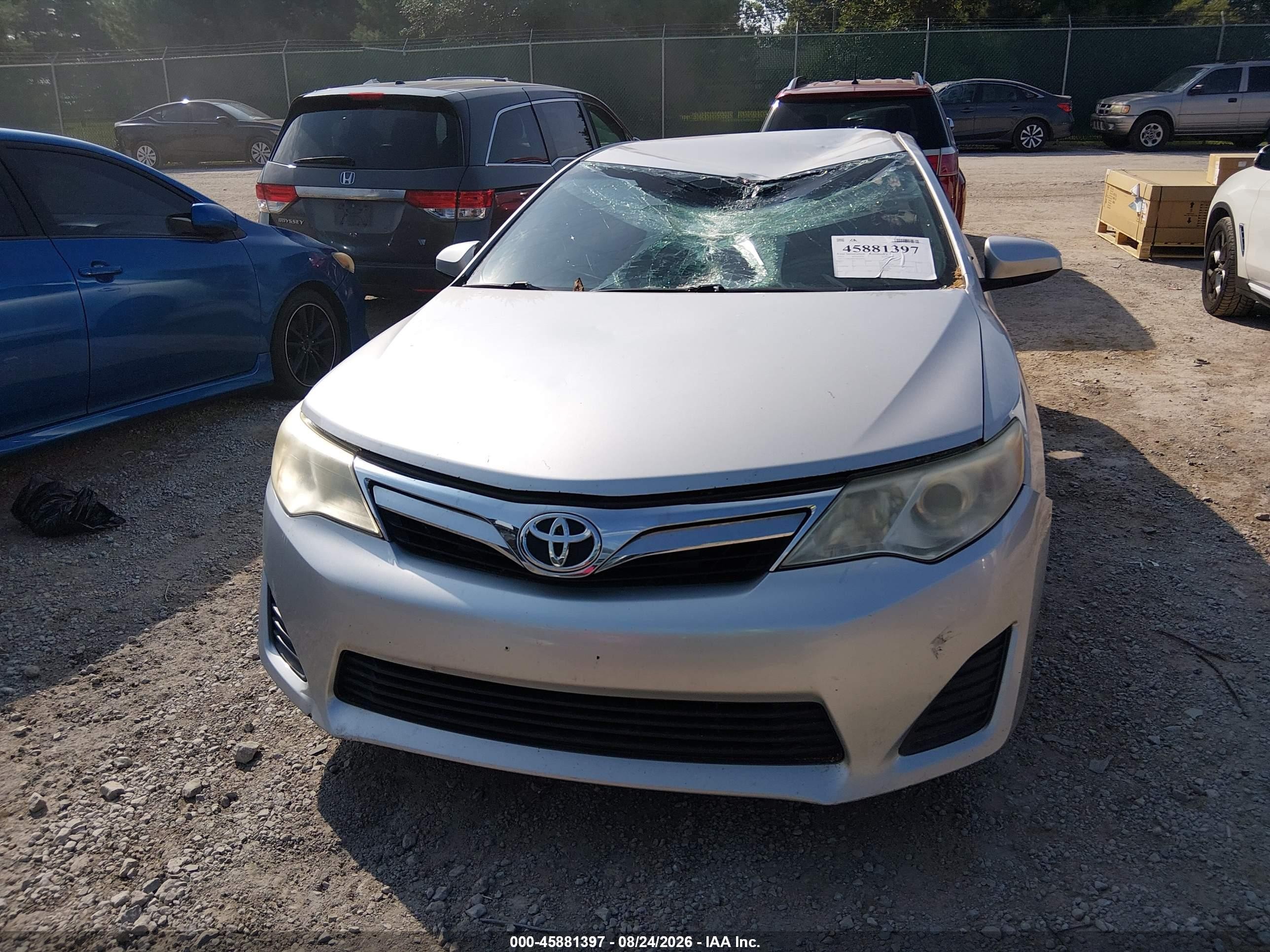 2013 Toyota Camry Le Gray vin: 4T1BF1FKXDU226045