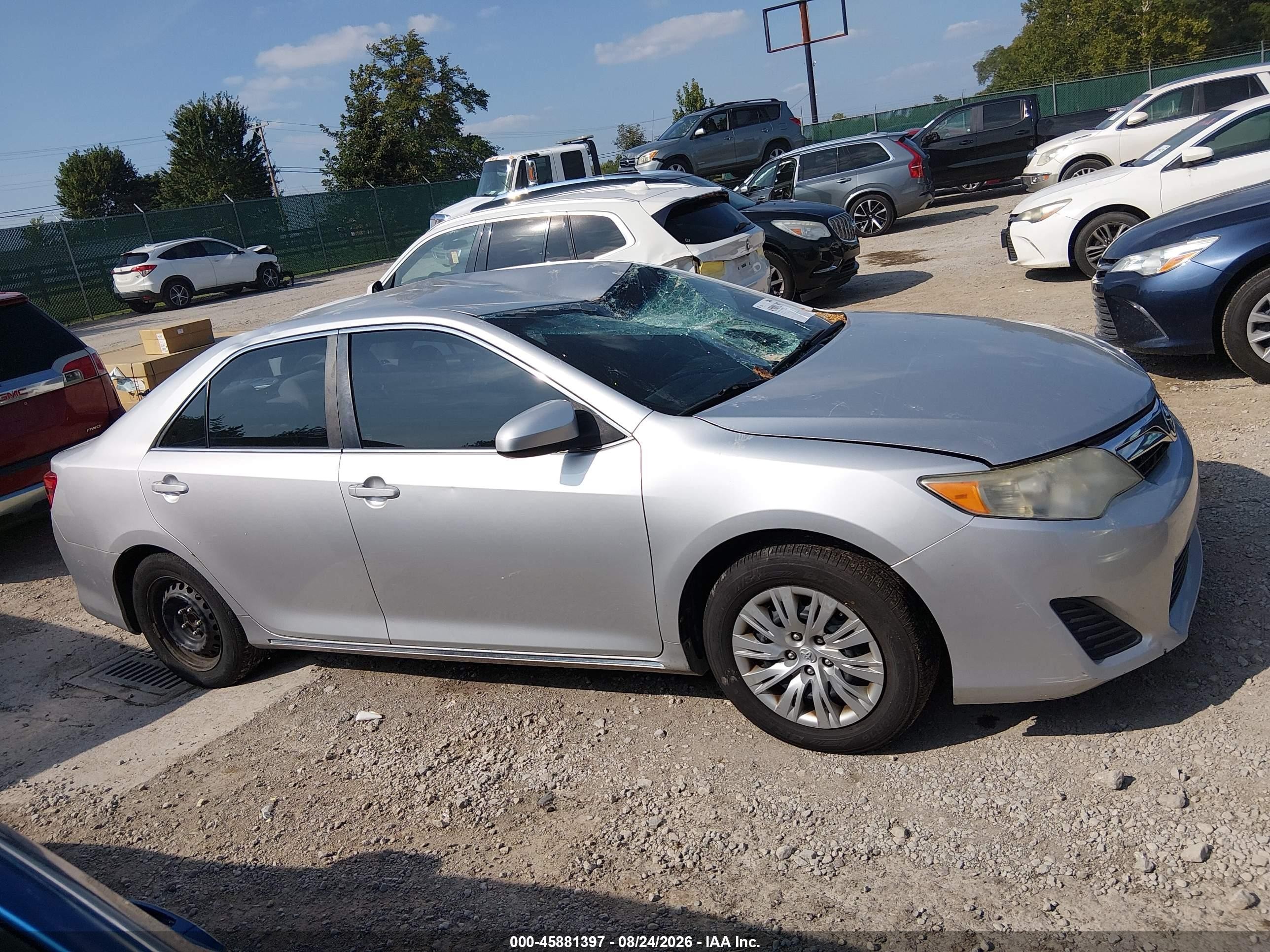 2013 Toyota Camry Le Gray vin: 4T1BF1FKXDU226045