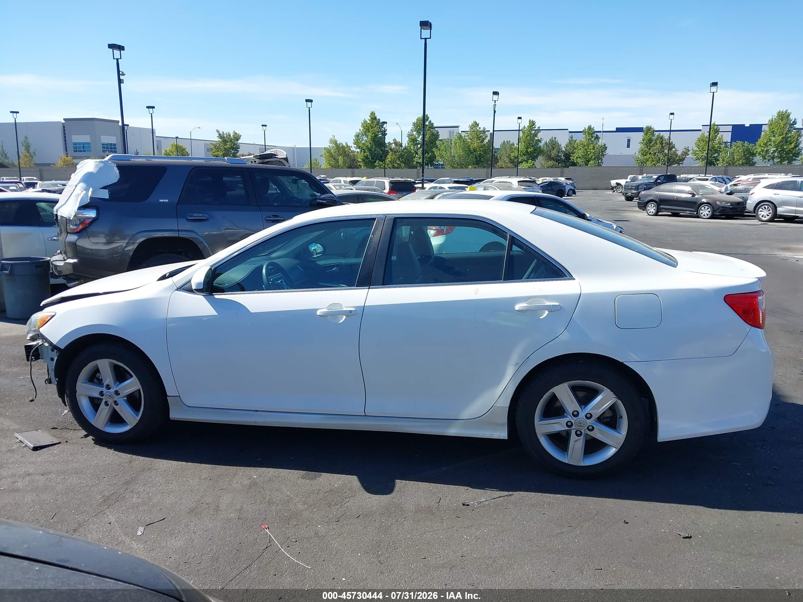 2013 Toyota Camry Se White vin: 4T1BF1FKXDU237935