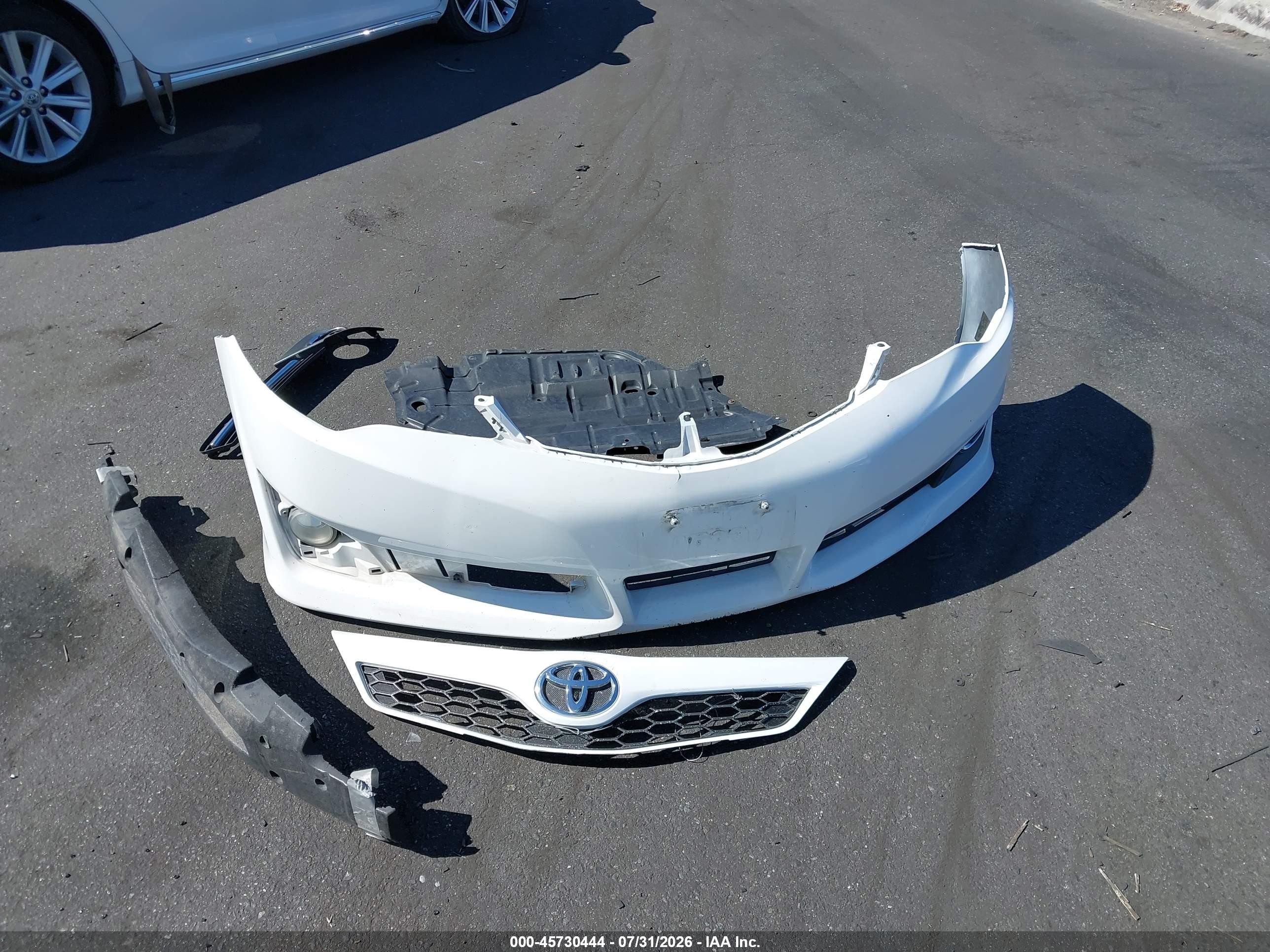 2013 Toyota Camry Se White vin: 4T1BF1FKXDU237935