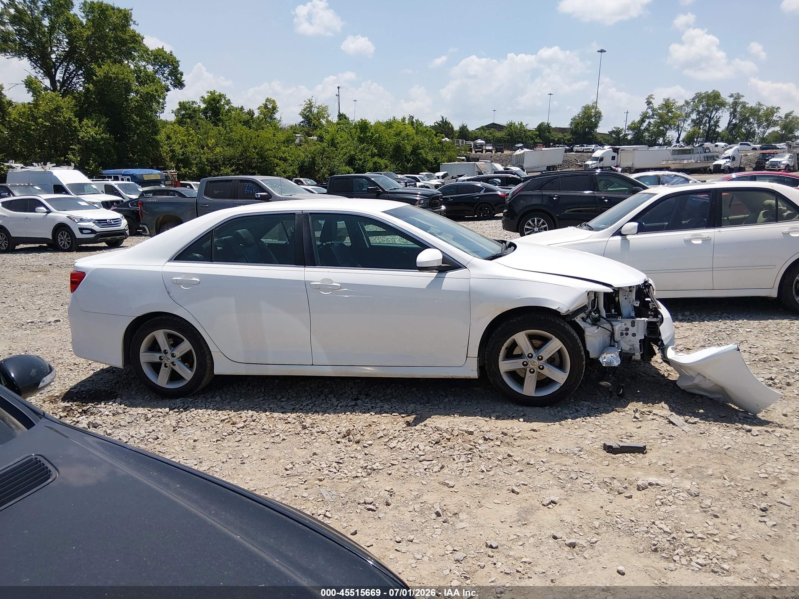 2013 Toyota Camry Se White vin: 4T1BF1FKXDU241452