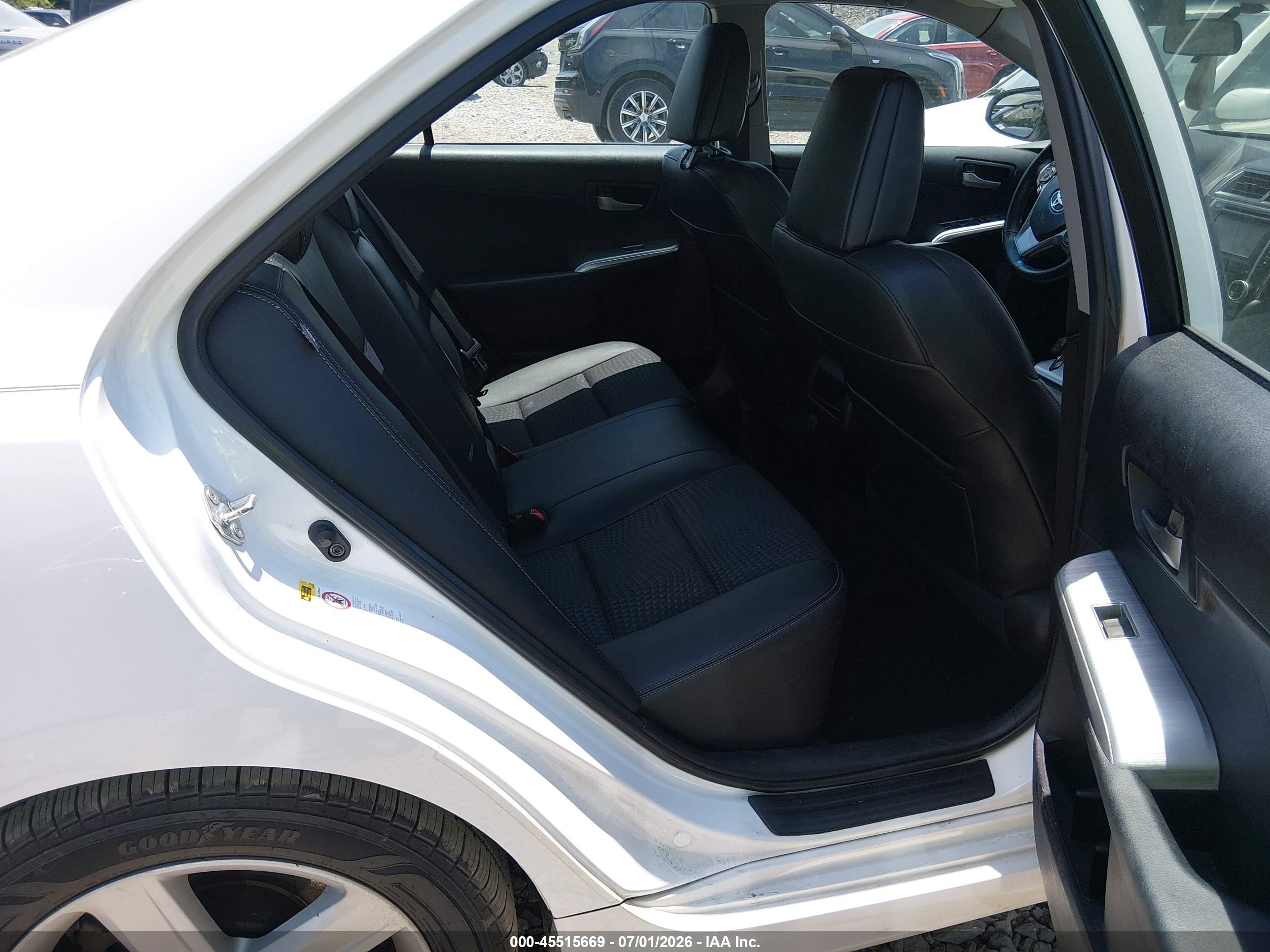 2013 Toyota Camry Se White vin: 4T1BF1FKXDU241452