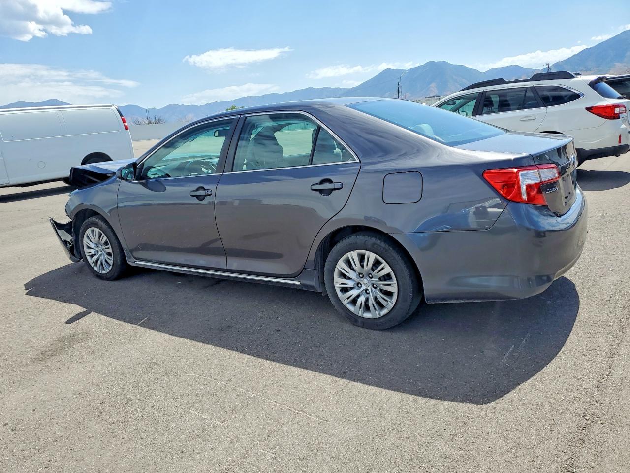 2013 Toyota Camry Le Beige vin: 4T1BF1FKXDU248370