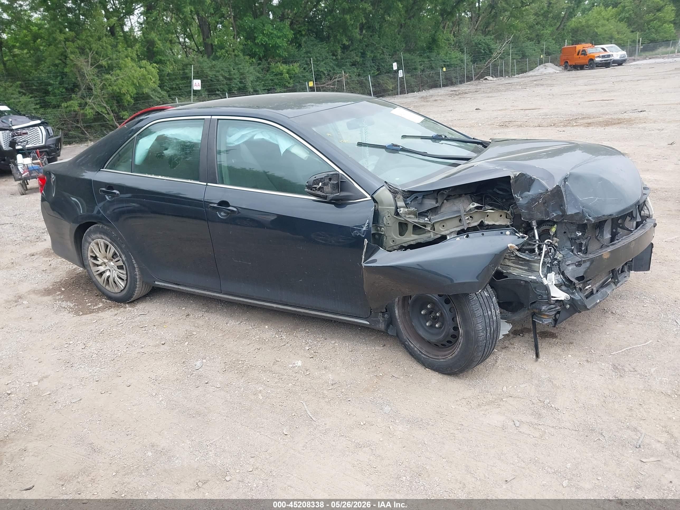 2013 Toyota Camry Le Blue vin: 4T1BF1FKXDU274046