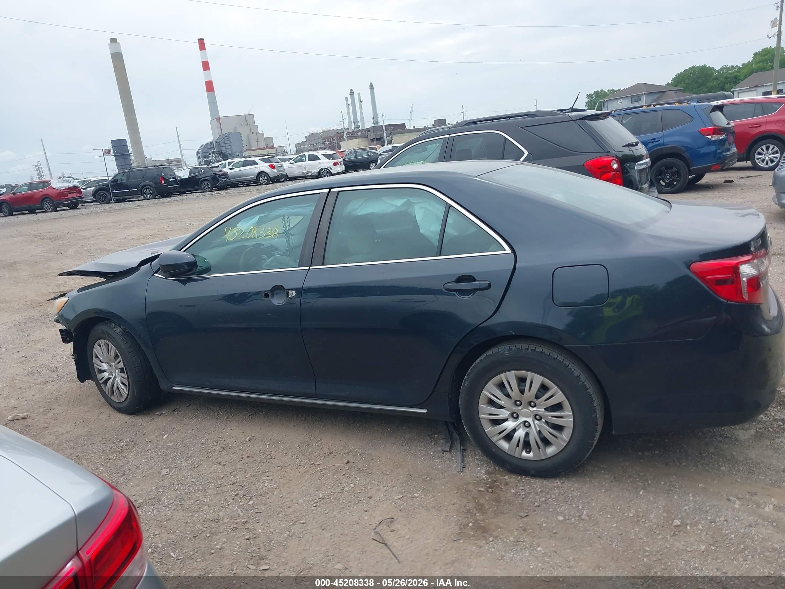 2013 Toyota Camry Le Blue vin: 4T1BF1FKXDU274046