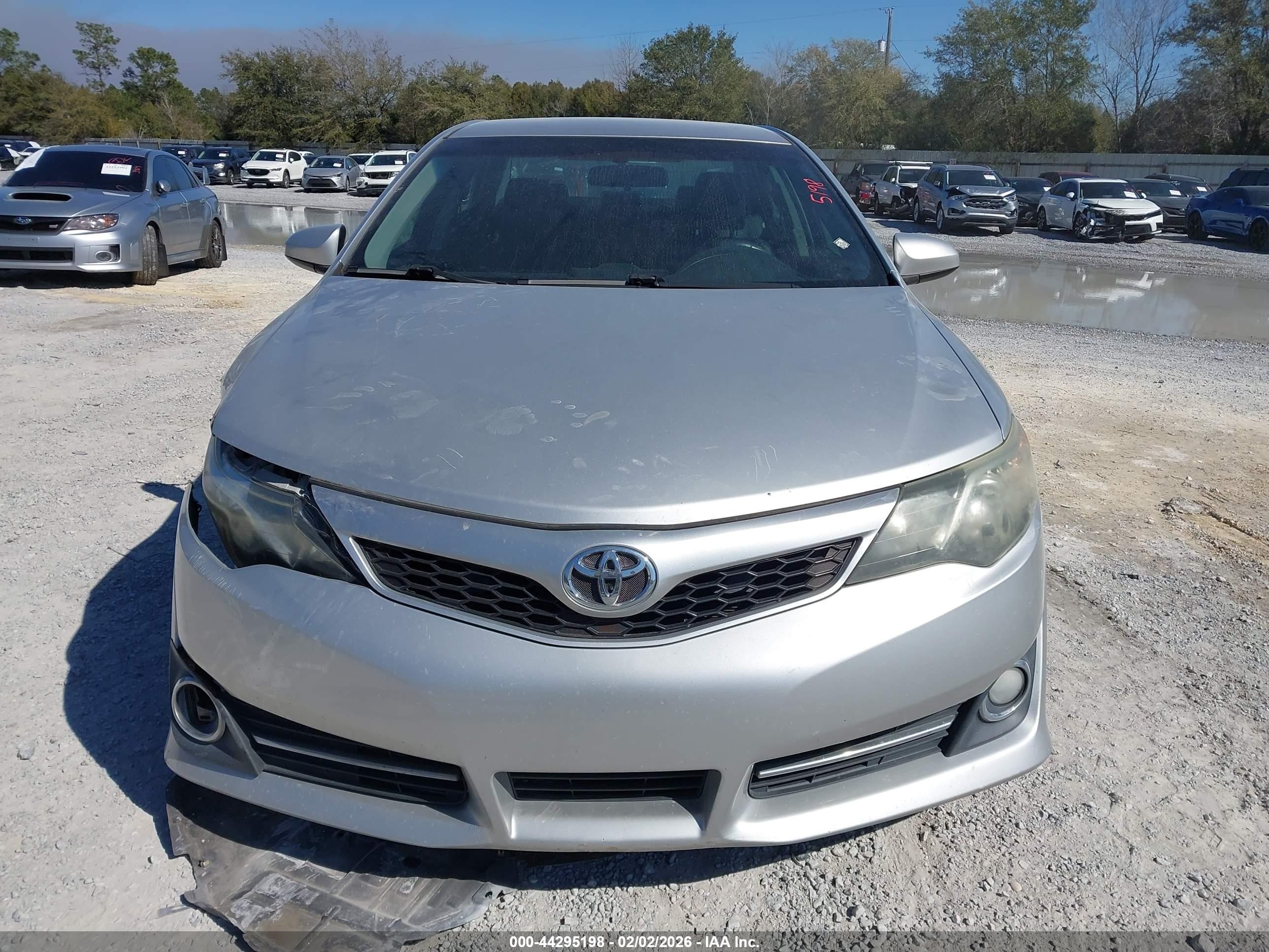2013 Toyota Camry Se Серебряный vin: 4T1BF1FKXDU279800