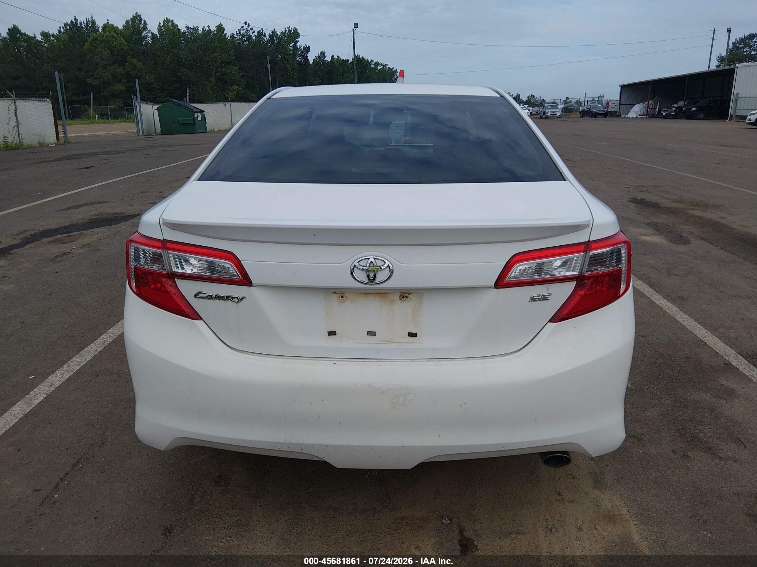 2013 Toyota Camry Se Белый vin: 4T1BF1FKXDU645254
