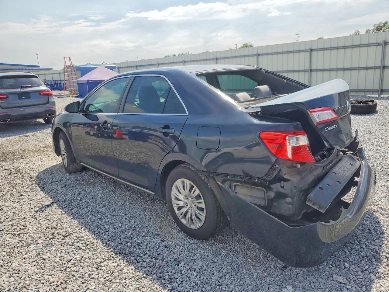 2013 Toyota Camry Le Синий vin: 4T1BF1FKXDU645870