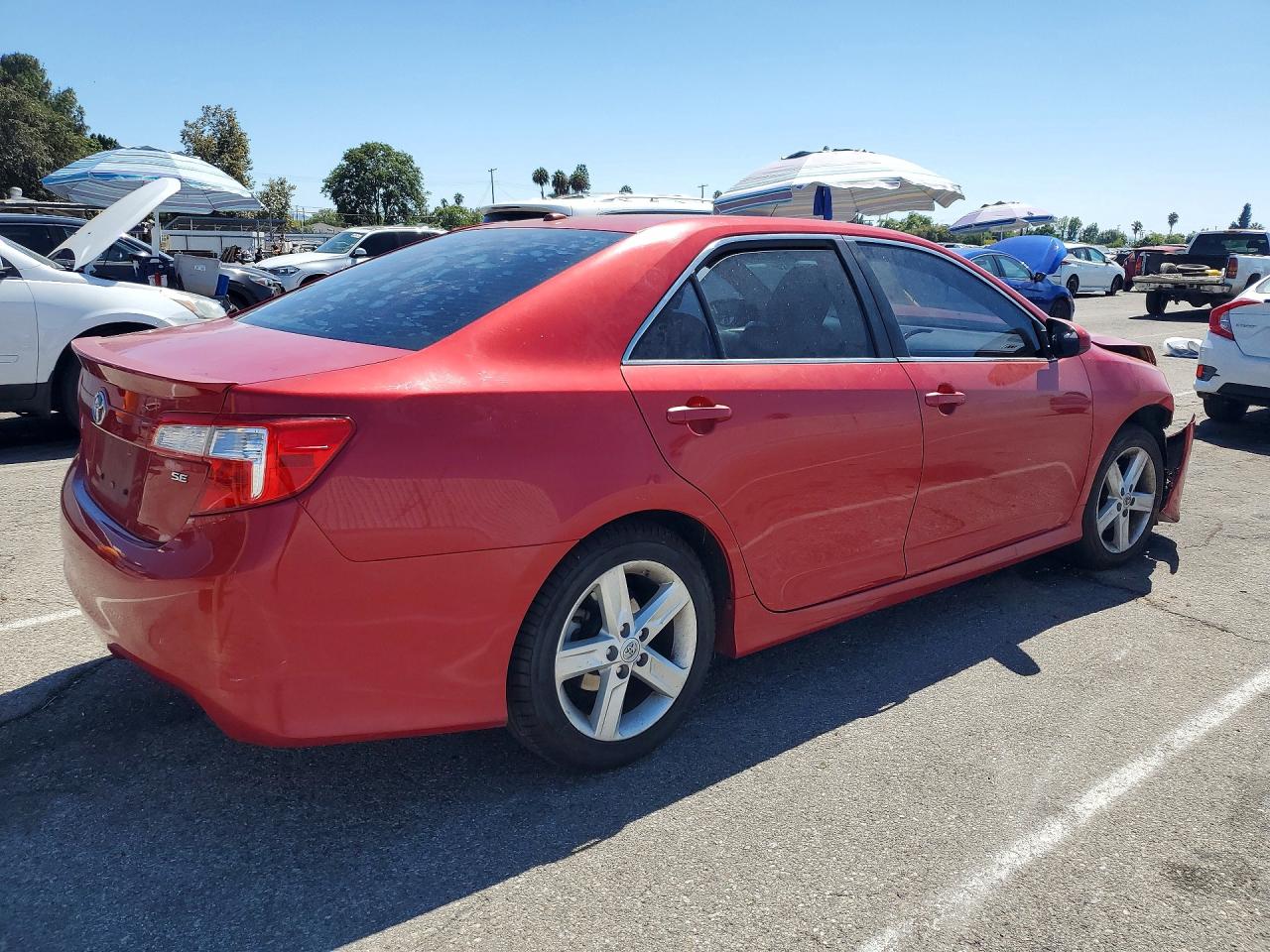 2013 Toyota Camry Se Red vin: 4T1BF1FKXDU650941
